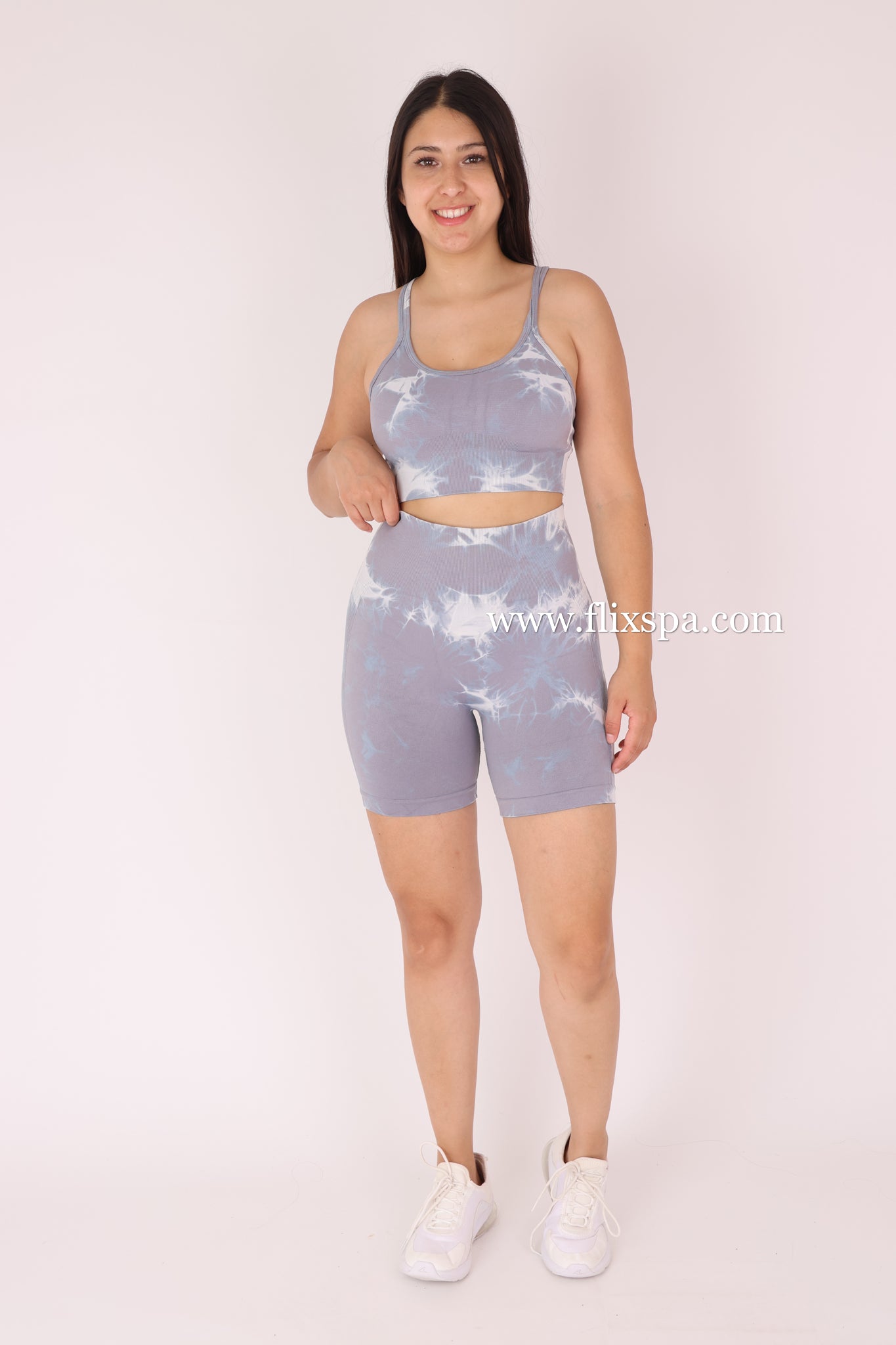 Conjunto Tie Dye Push Up Short + Peto con Tiras Cruzadas YJ168