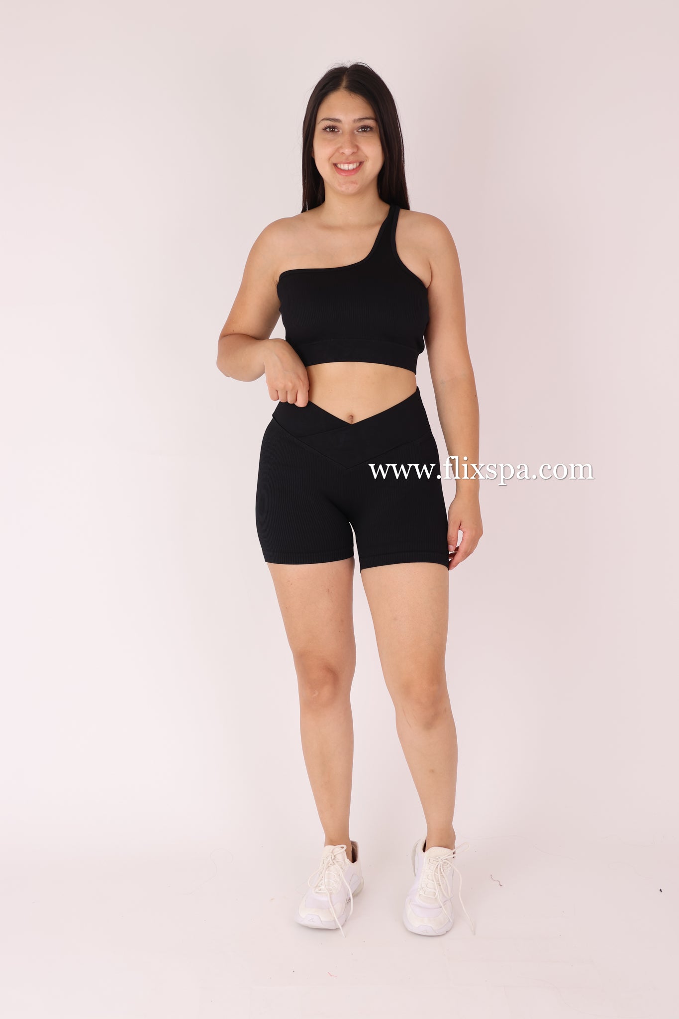 Conjunto Corto Push up Short pretina cruzada y Peto Asimétrico - YJ182