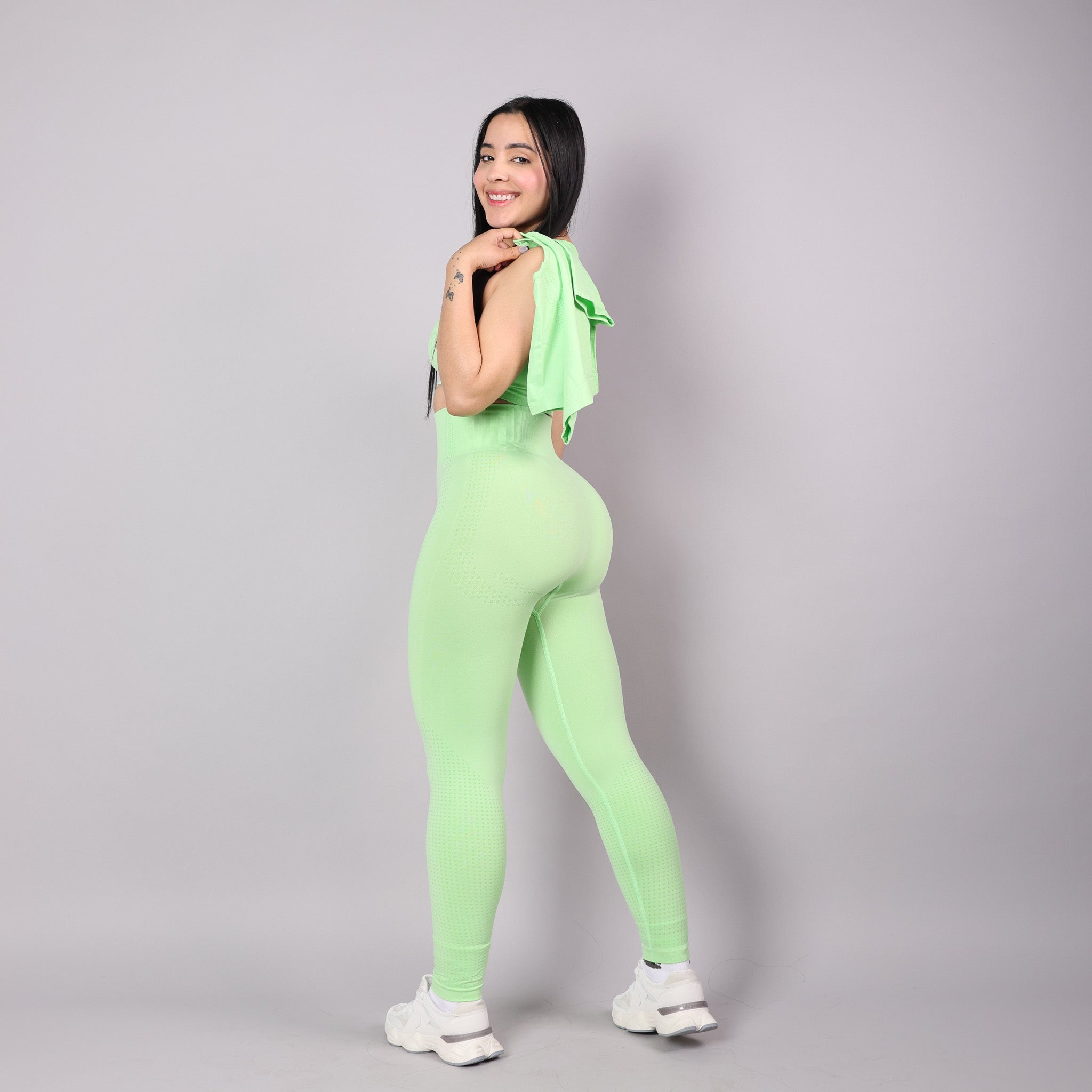 Cojunto Deportivo Power Trio - 800K