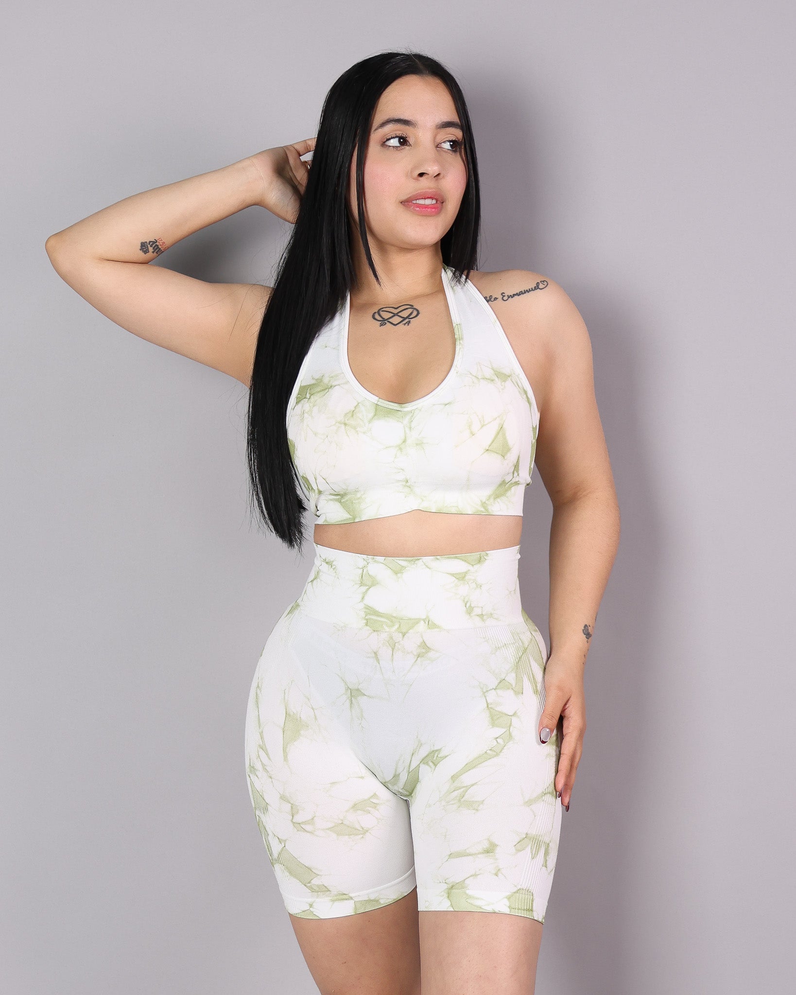 Conjunto Calza Corta Short Push Up Tie Dye Gym - Hy30
