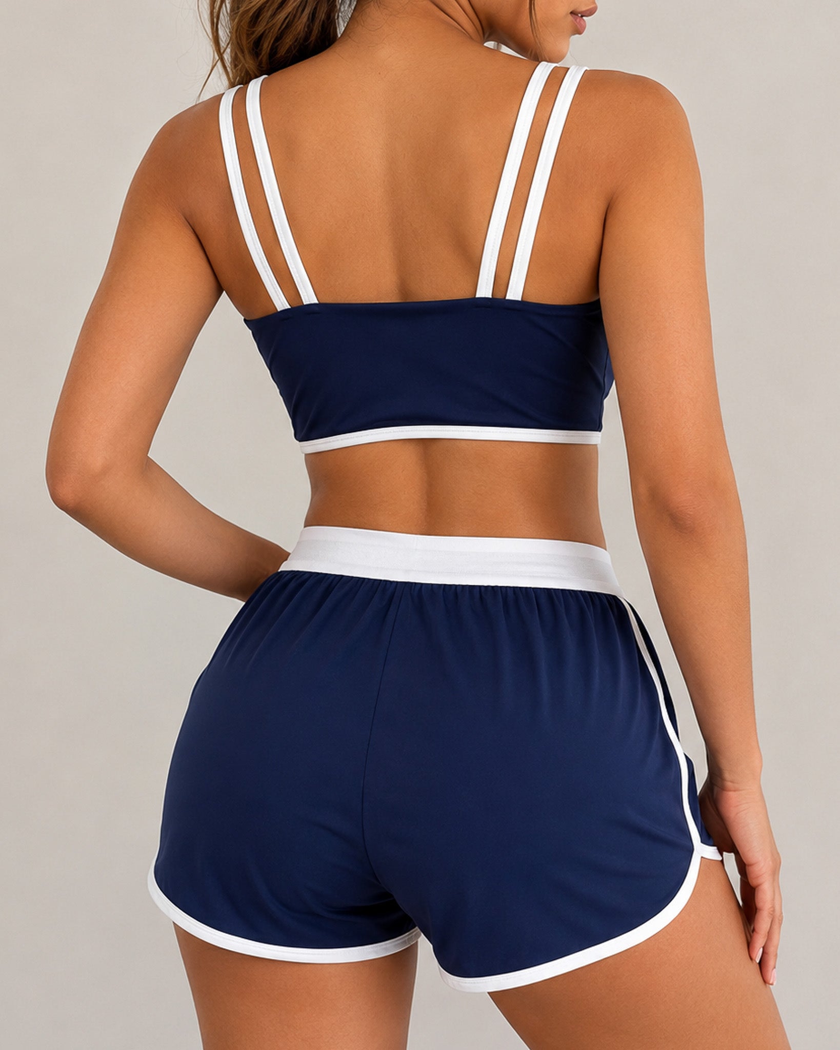 Conjunto Deportivo Mujer Gym Retro Lineas Short y Peto Top