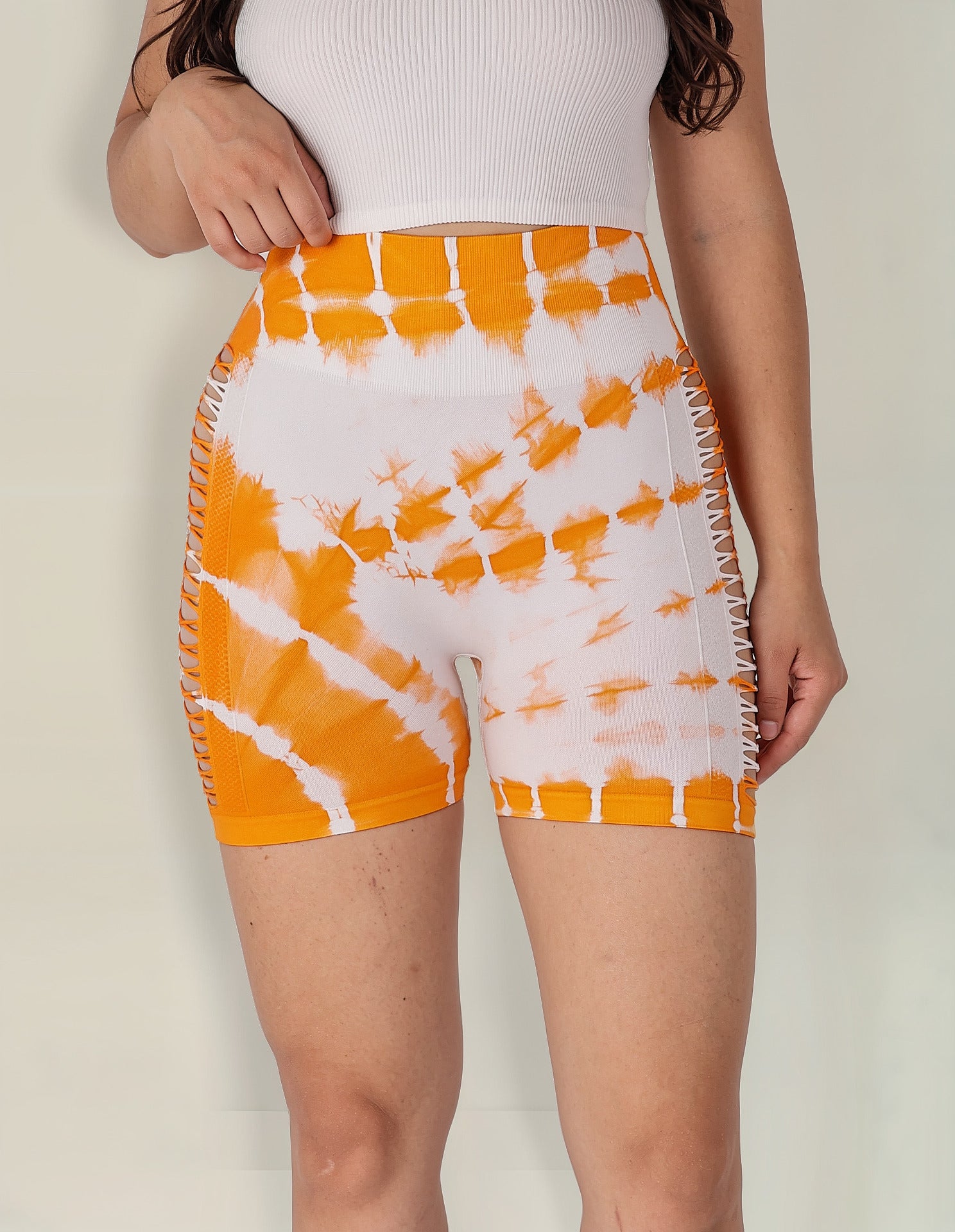 Short Levanta Cola Doble Push Up Premium Tie Dye - Abertura