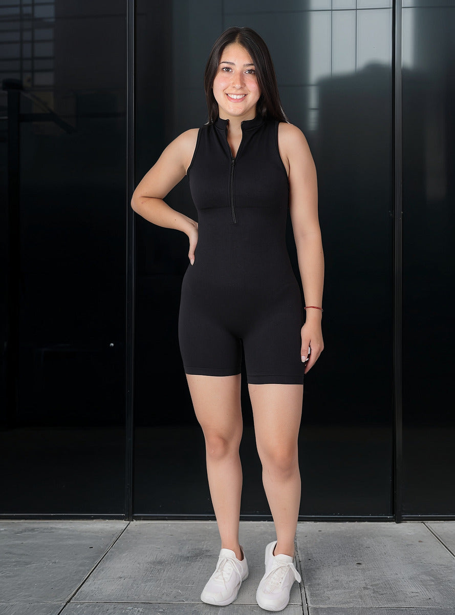 Enterito Corto Deportivo Mujer Push Up Con Cierre Premium