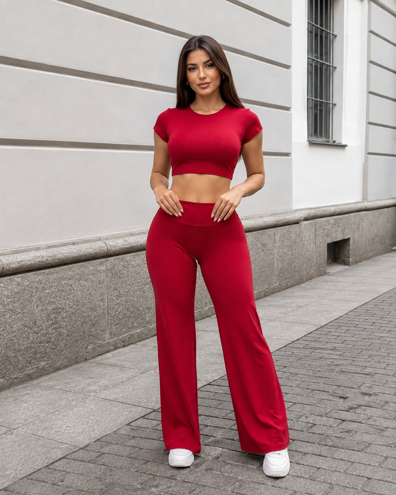Set Deportivo Crop Top Espalda Abierta y Pantalon Palazzo - FX15