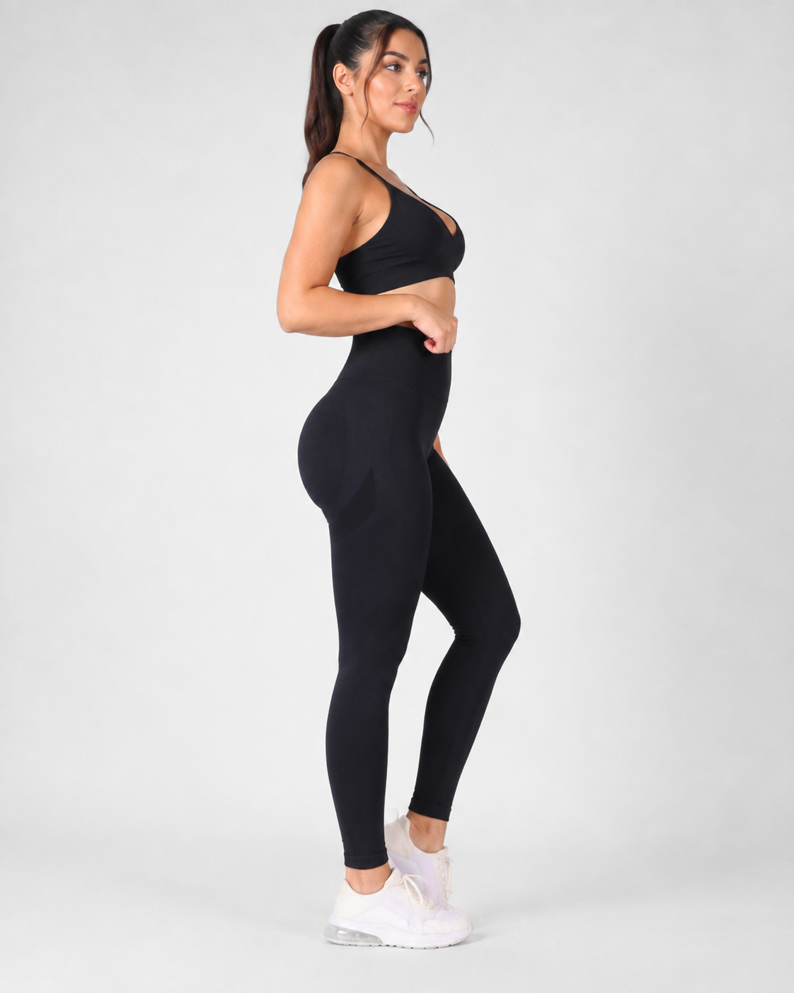 Calza deportiva push up levanta cola - Premium Negro YJ170