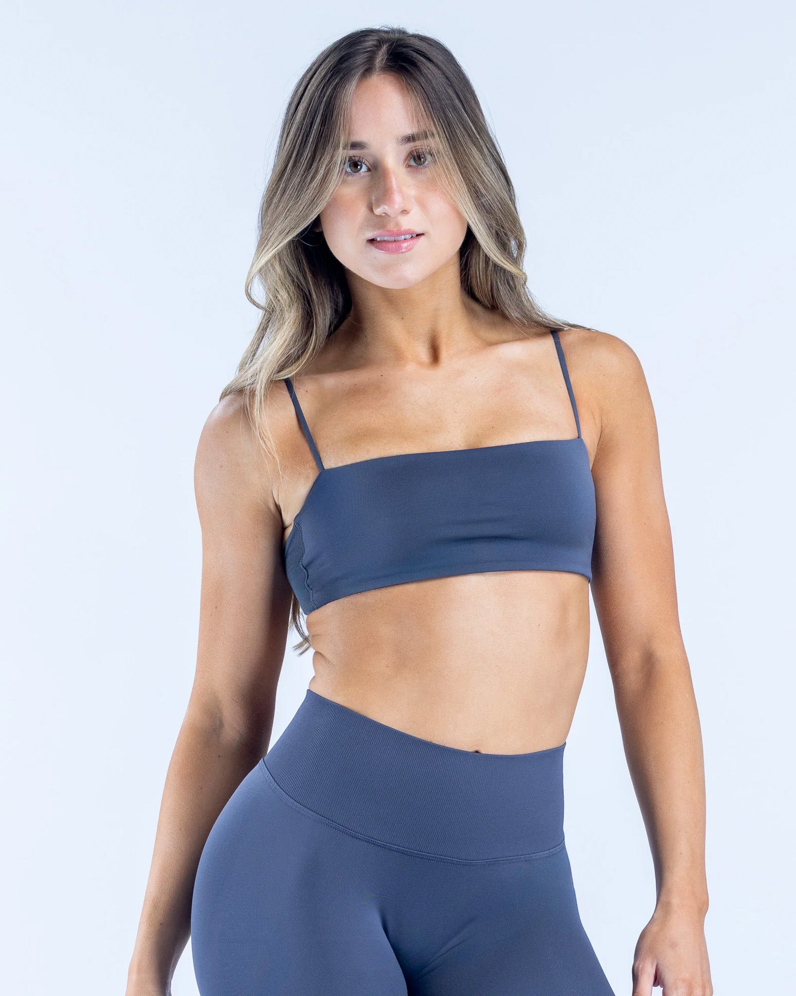 Set Deportivo Mujer Defy Top Peto y Short 4.5 - FX08