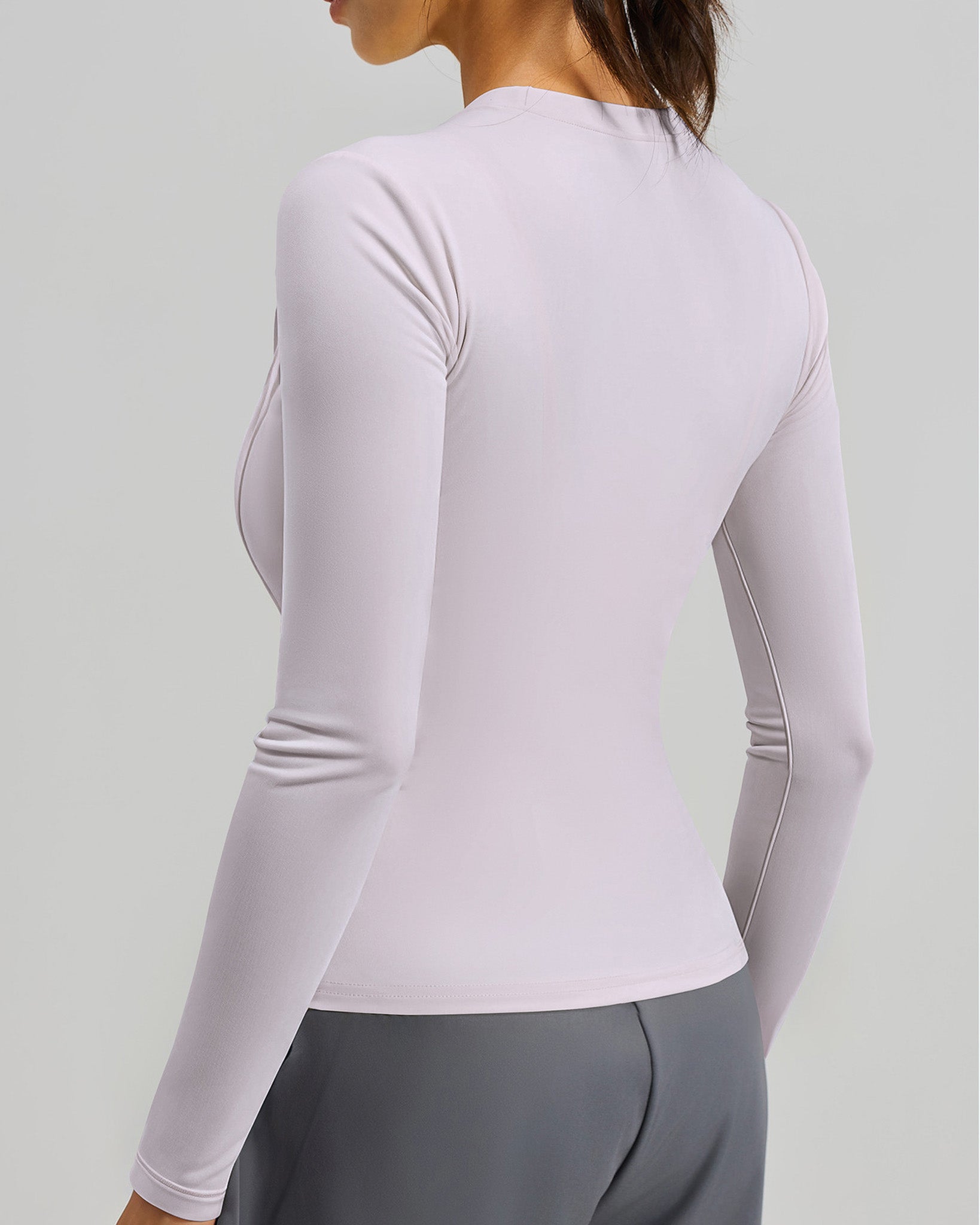 Polera Manga Larga Dry Fit Pro: Calce Slim y Secado Rápido - JYT028