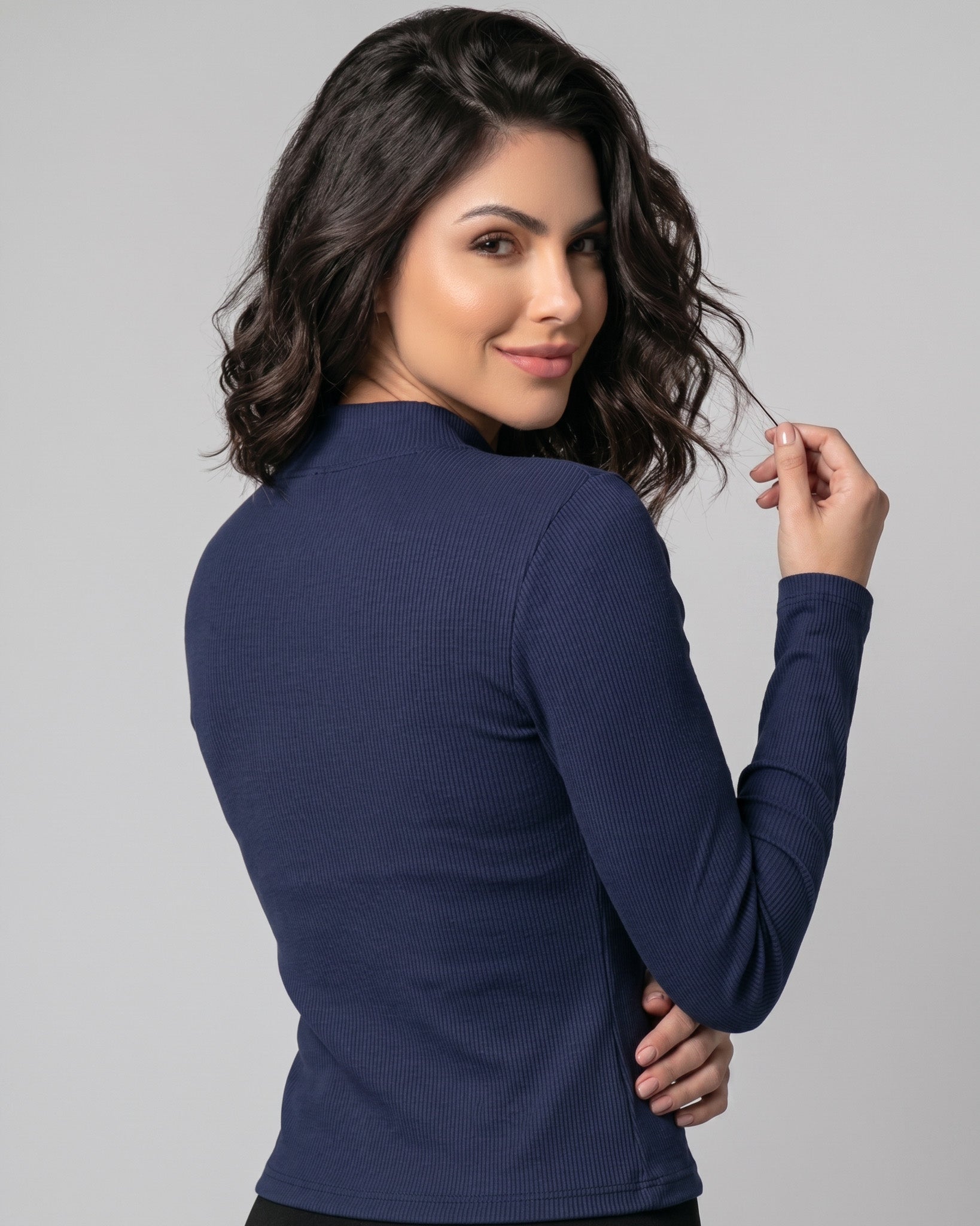 Polera Rib Pro: Cuello V, Moldeadora y Copas de Realce - YY635