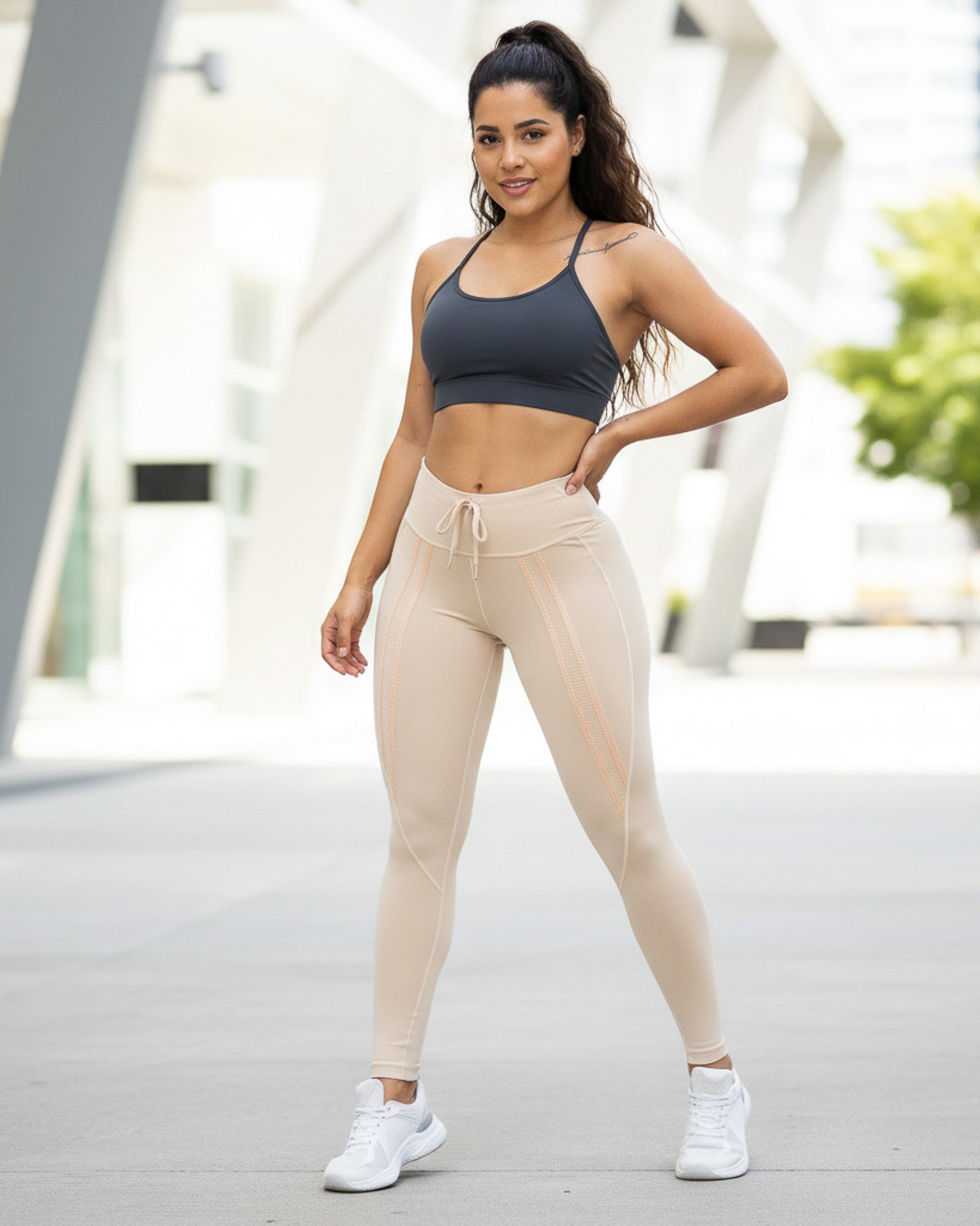 Calza Deportiva Premium con Con lazo delantero - A341