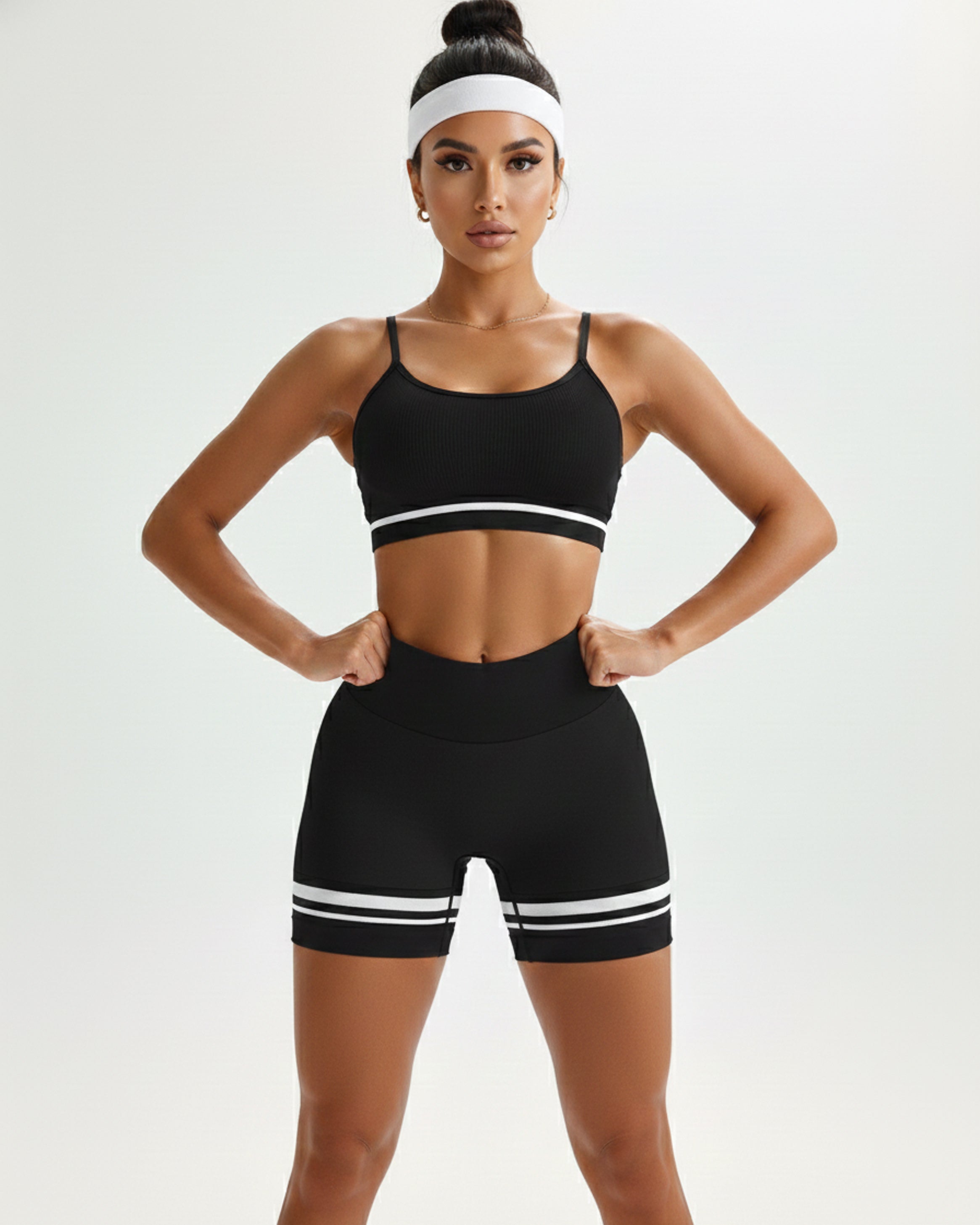 Conjunto Deportivo Peto y Short con Push Up y Corte V - YJ268