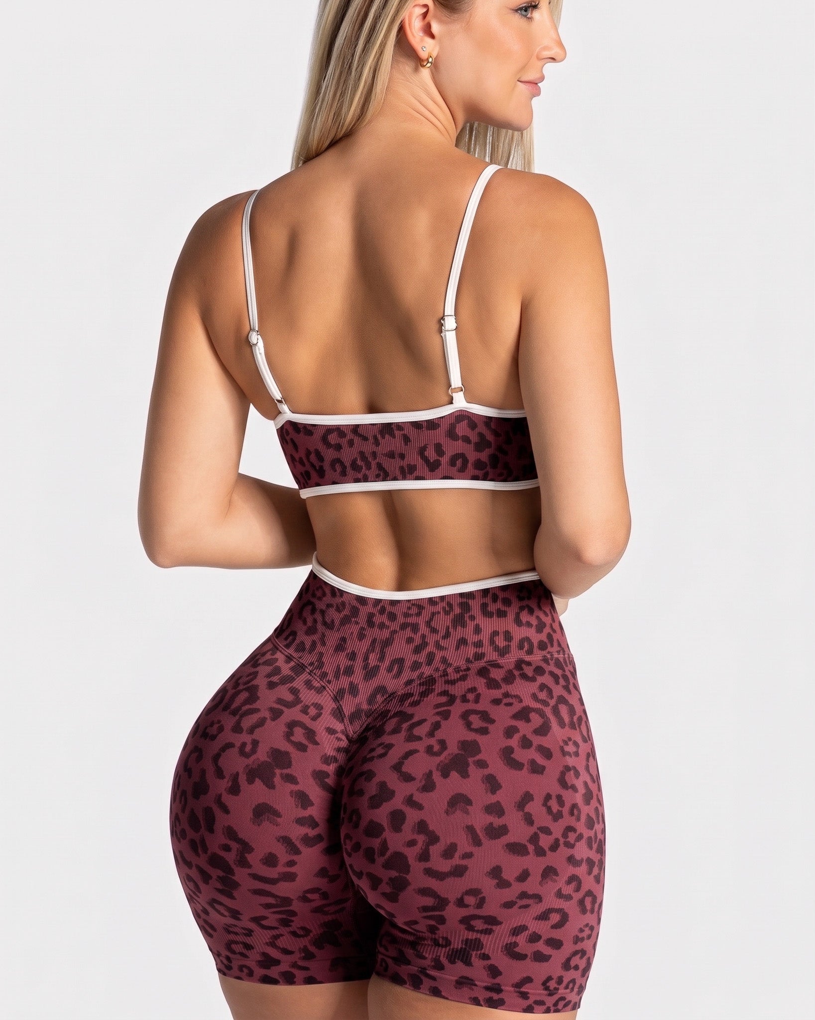Set Fitness Animal Print Short Tiro Alto Y Top