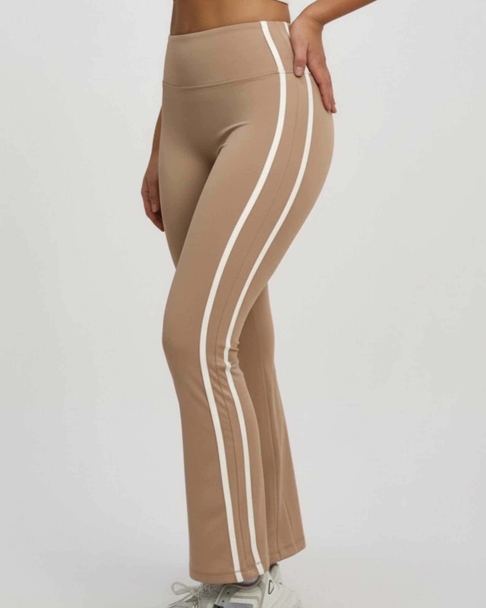 Conjunto Deportivo Mujer Top y Calza Flare Calidad Premium - YJ252