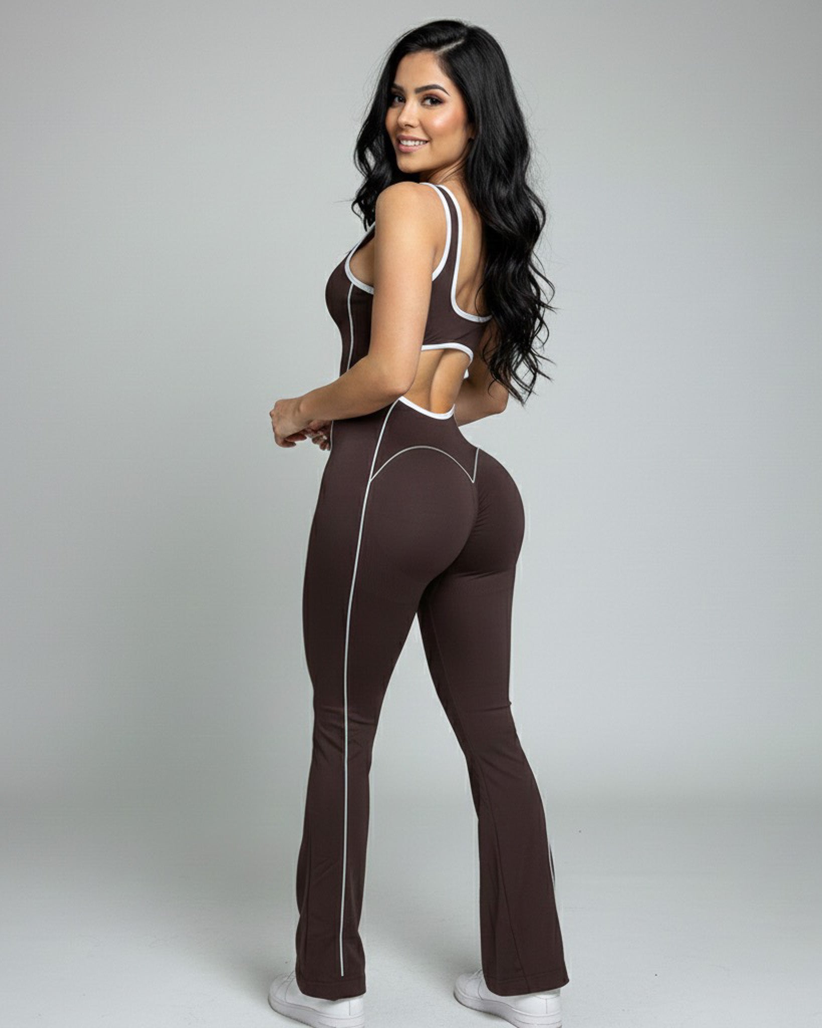 Enterizo Flare con Push Up y Escote en Espalda - Lineas Blancas - YJ272