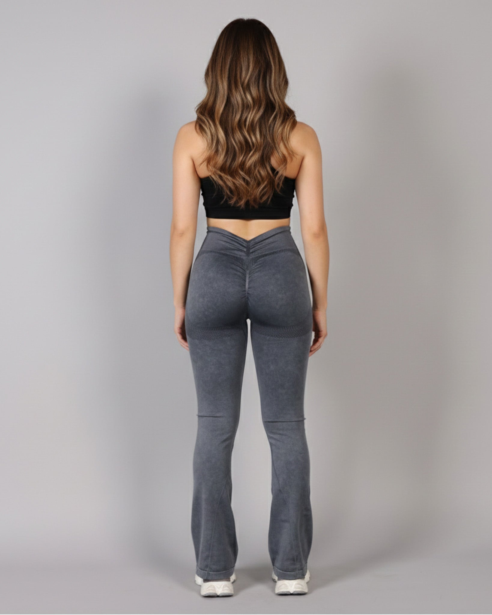 Calza Flare Mujer con Corte en V y Push Up Moldeadora - YJ290