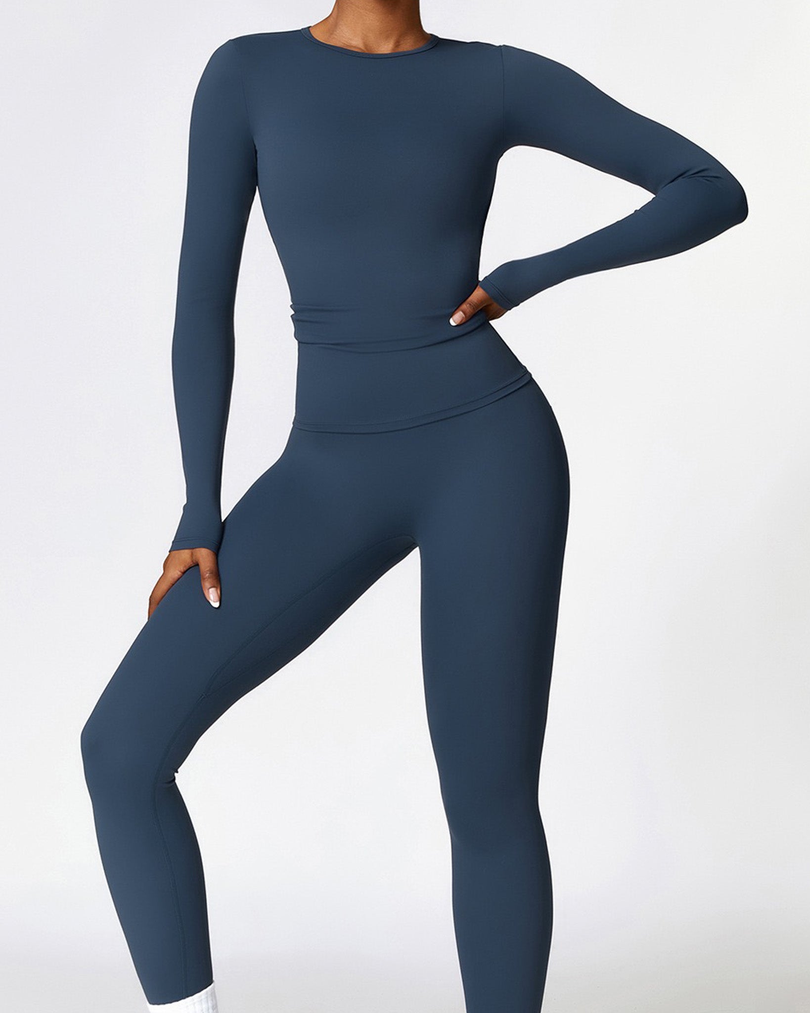 Polera Deportiva Slim Fit Manga Larga - Silueta Modeladora - YJ305