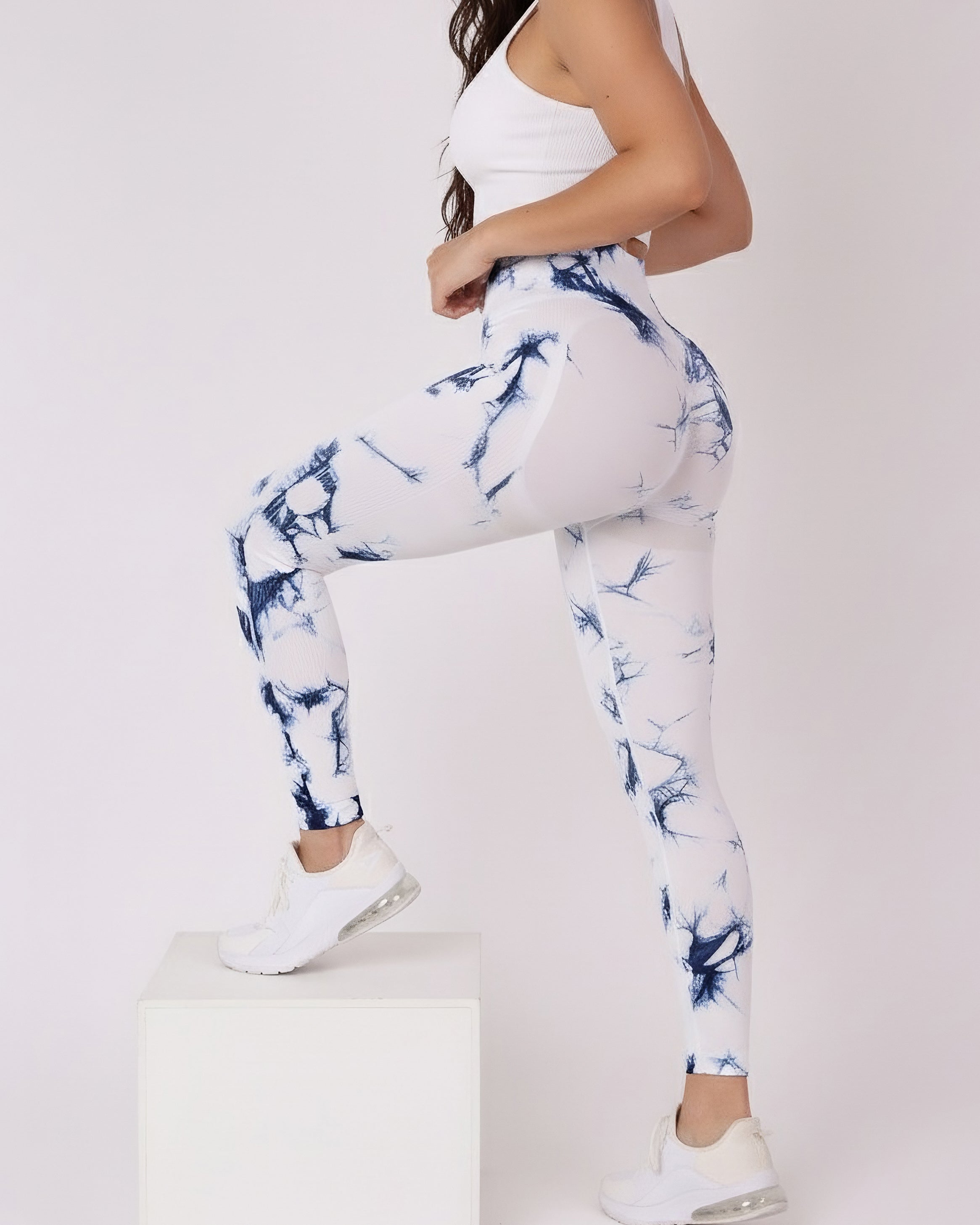 Calza Deportiva Mujer Levanta cola tie dye claro - HY33