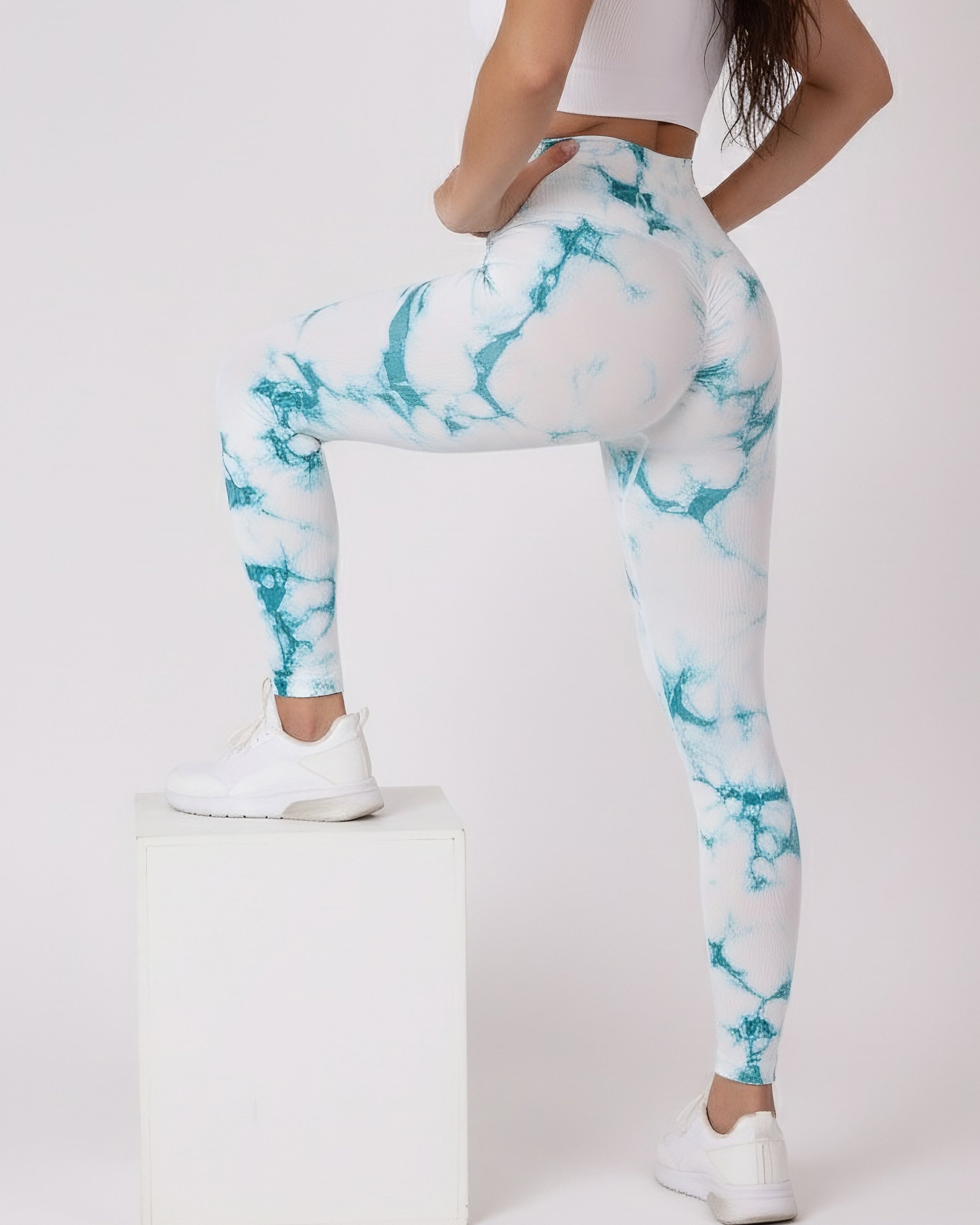 Calza Deportiva Mujer Levanta cola tie dye claro - HY33