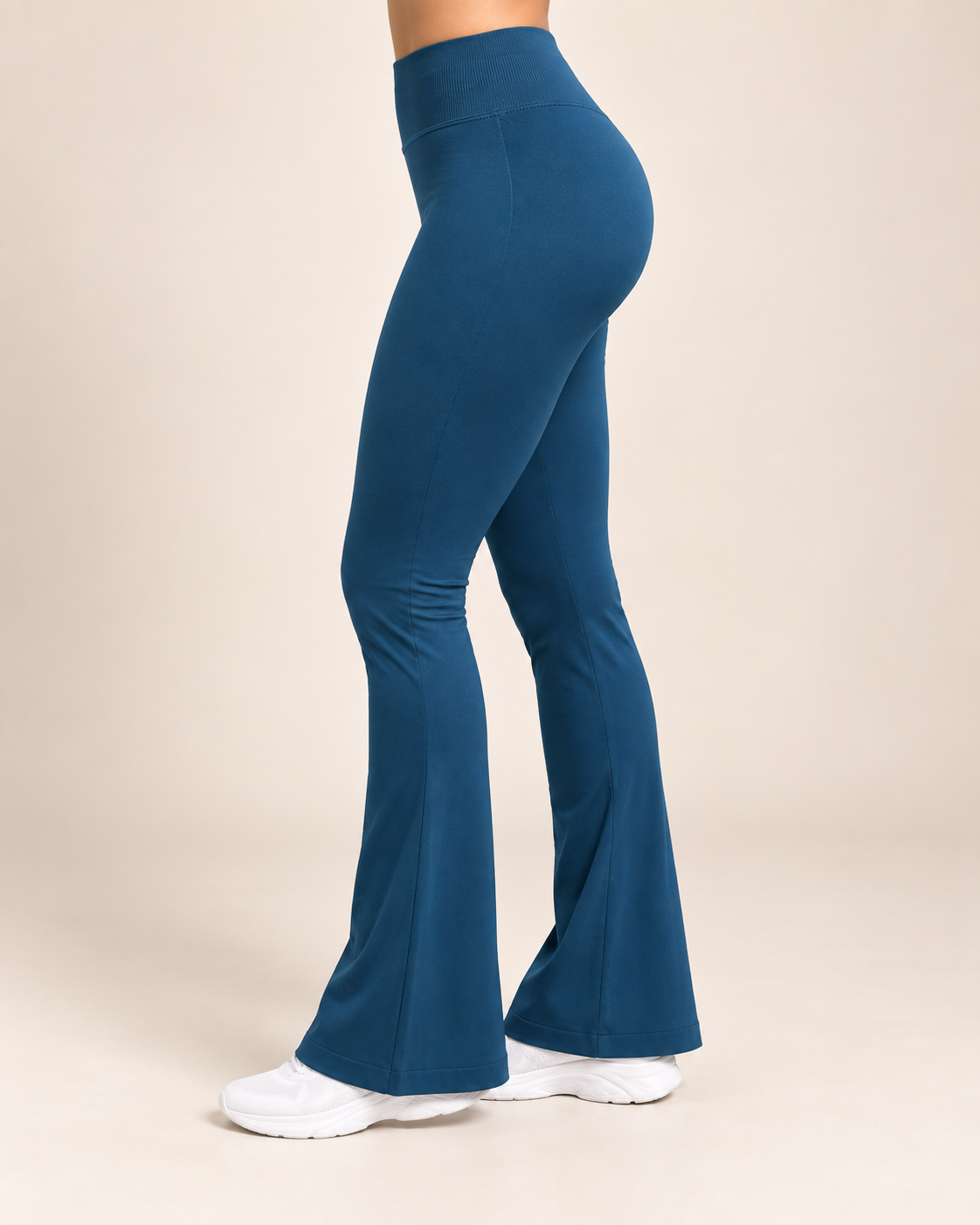 Calza Mujer Flare Acampanada Push Up Corte V Tiro Medio - YJ380