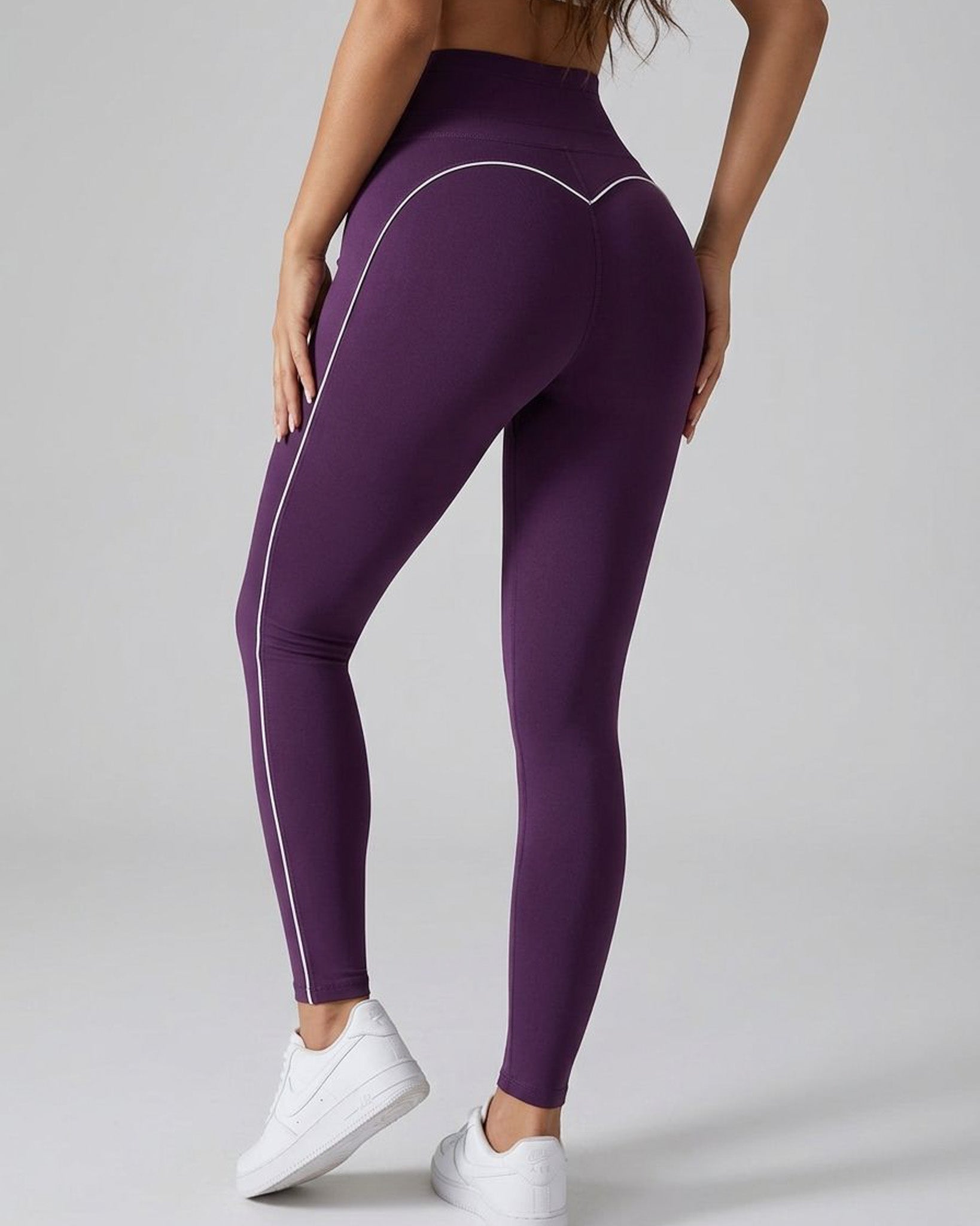 Calza Viral Heart Efecto Push Up Realce Glúteo y Tiro Alto - A355