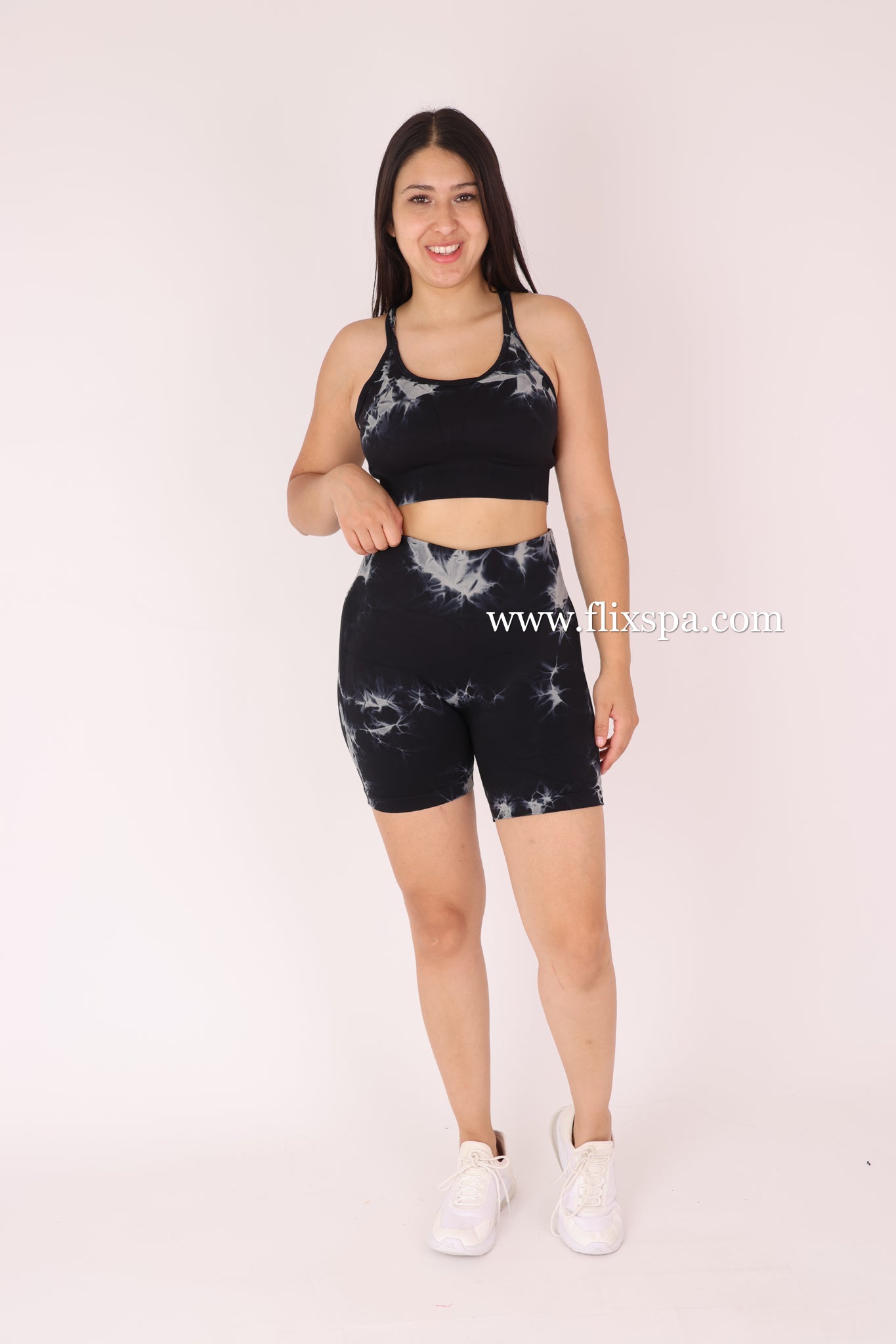 Conjunto Tie Dye Push Up Short + Peto con Tiras Cruzadas YJ168
