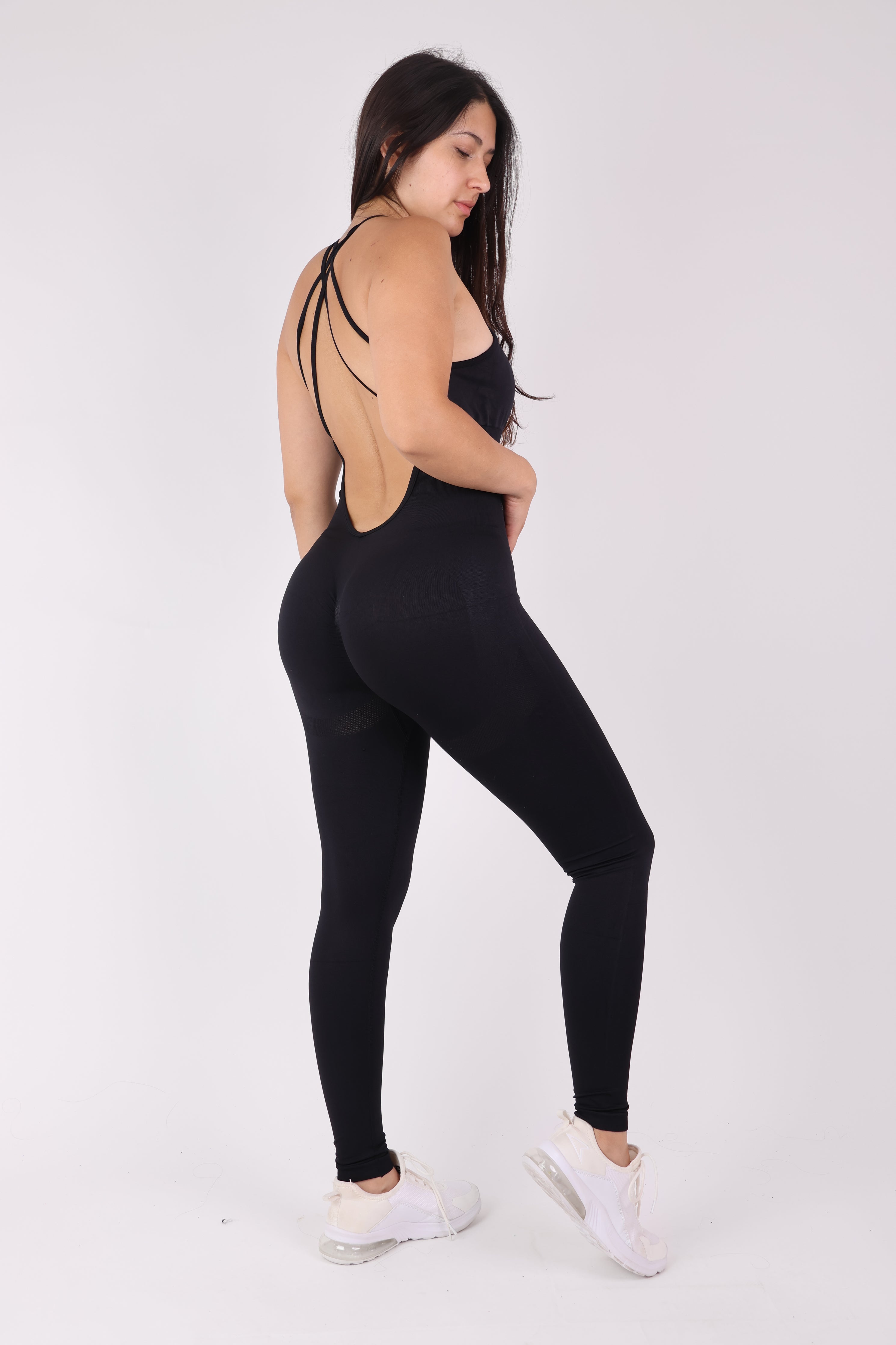 Enterito Calza Larga Push Up - Espalda Tiras Corte en V AN015
