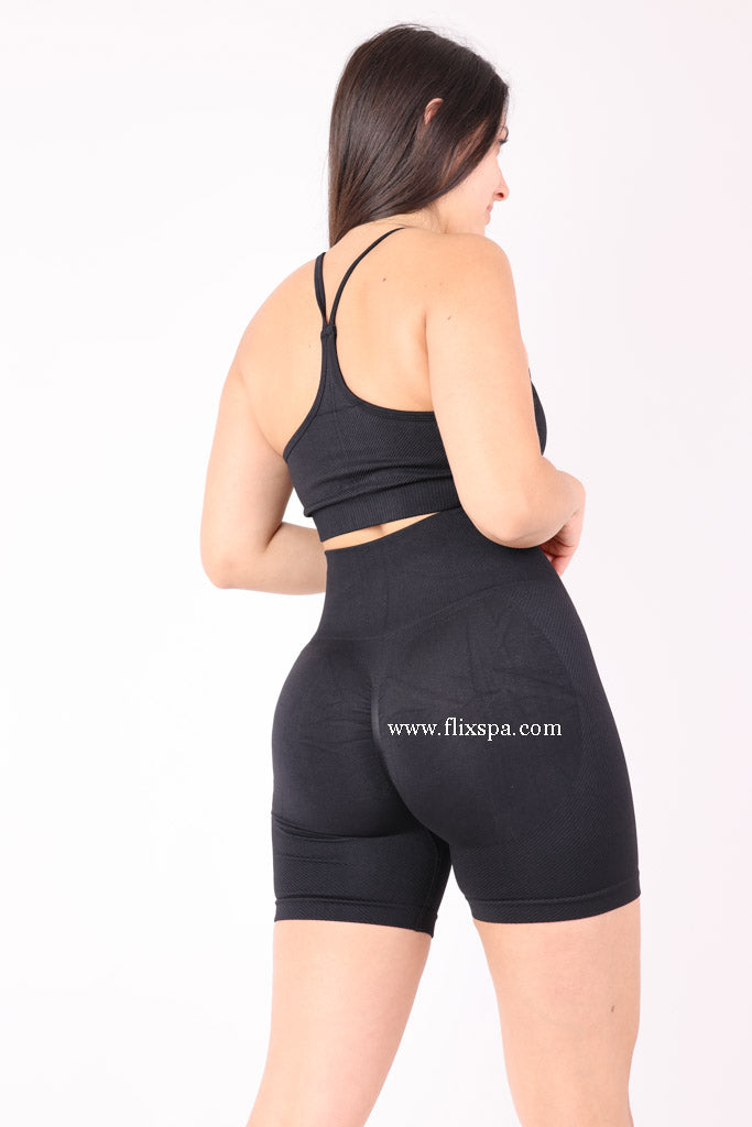 Conjunto Peto Cruzado y Short Push Up - YJ141 Alta Calidad