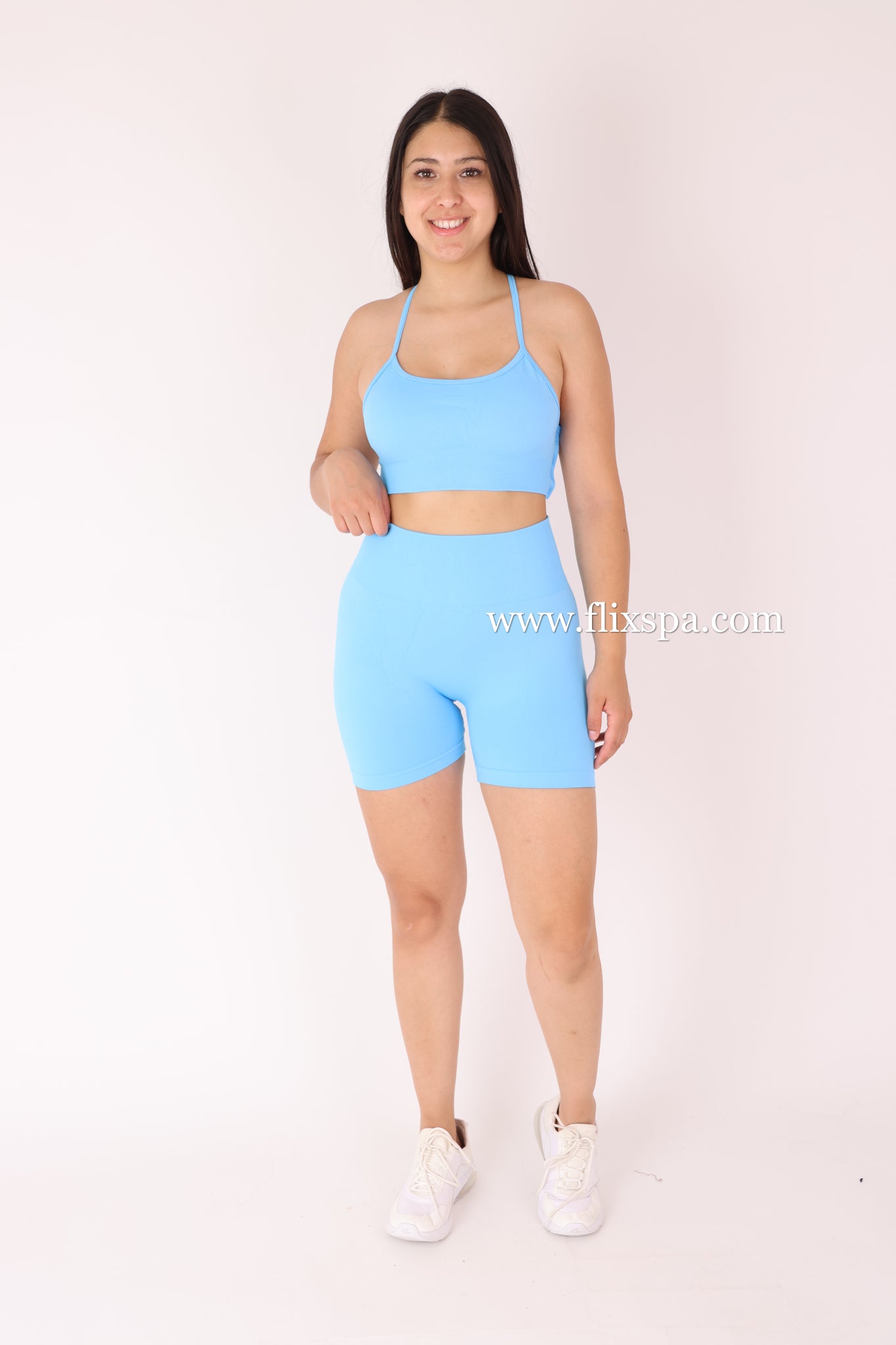 Conjunto Short Corte V + Peto con Tiras  Push up - YJ185