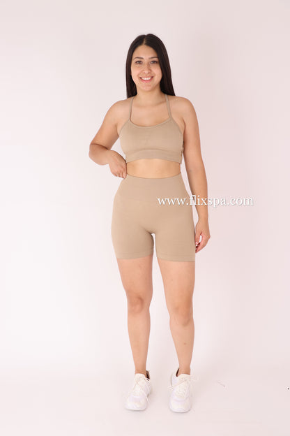 Conjunto Short Corte V + Peto con Tiras  Push up - YJ185