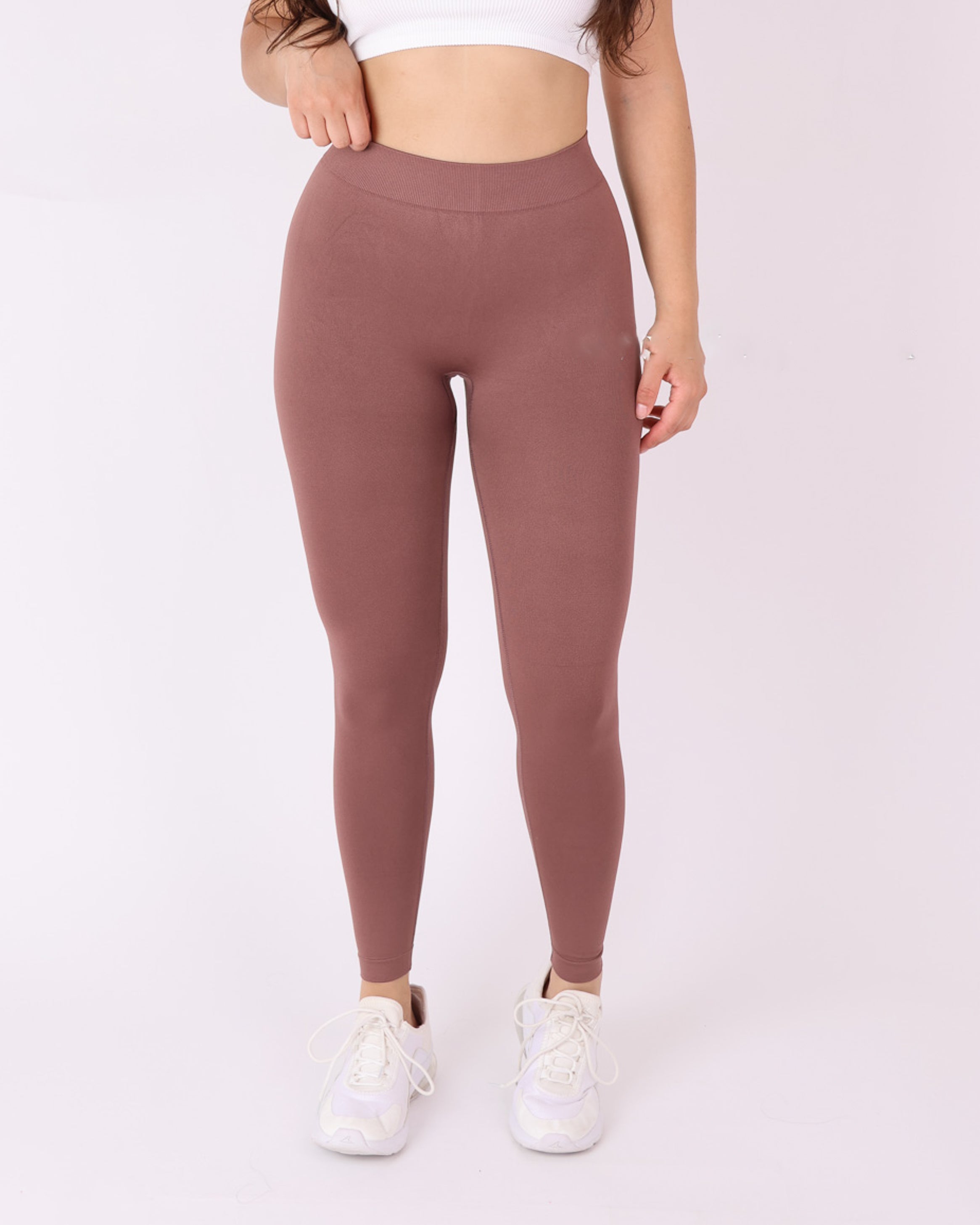 Calza Deportiva Mujer Push Up Pretina en V - HY27