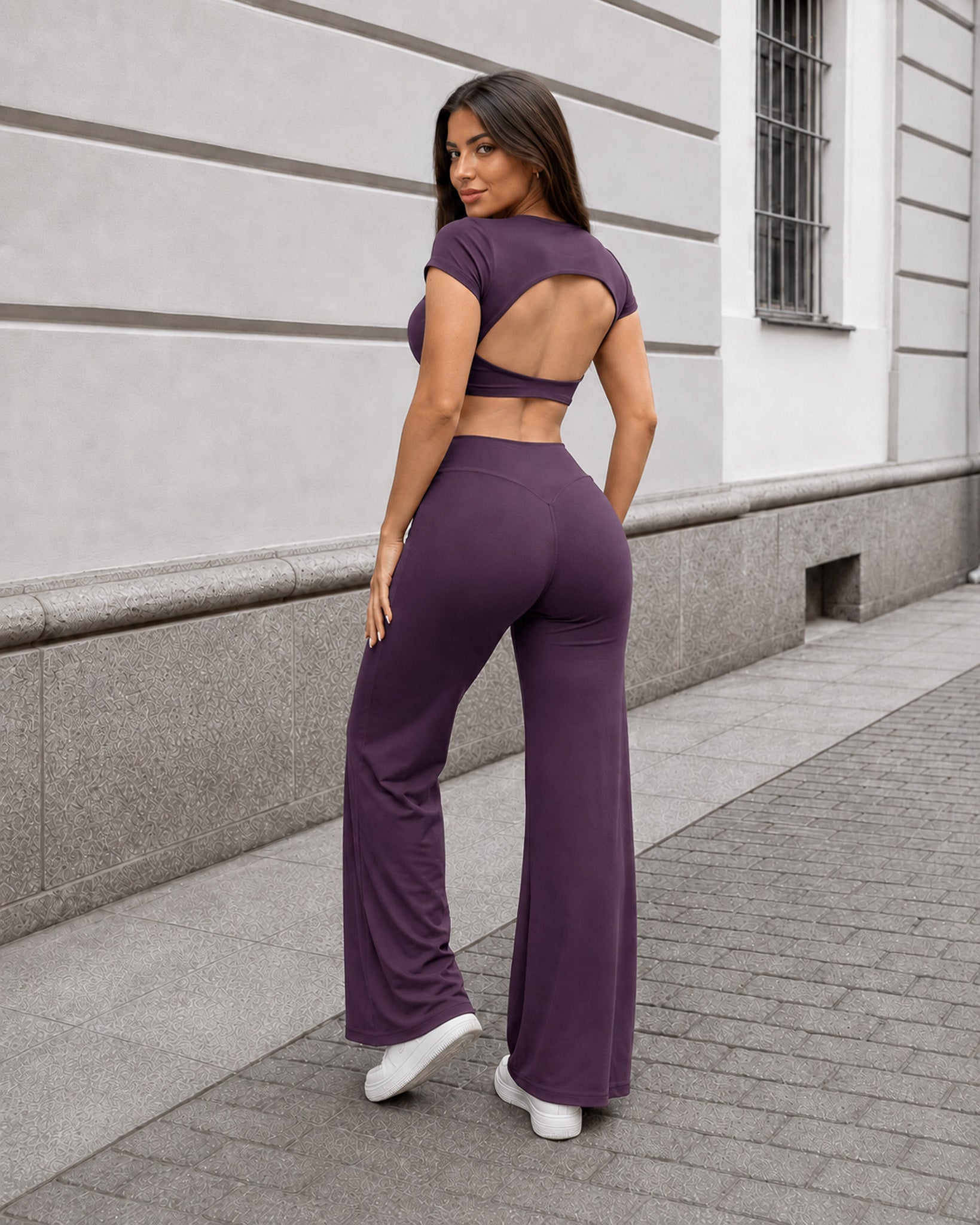 Set Deportivo Crop Top Espalda Abierta y Pantalon Palazzo - FX15