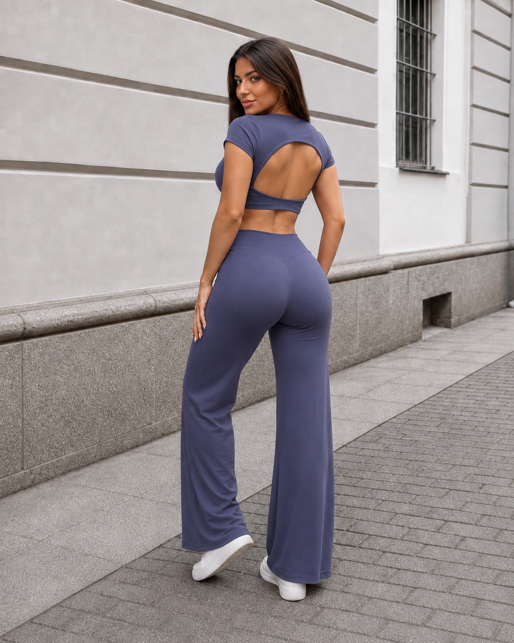 Set Deportivo Crop Top Espalda Abierta y Pantalon Palazzo - FX15