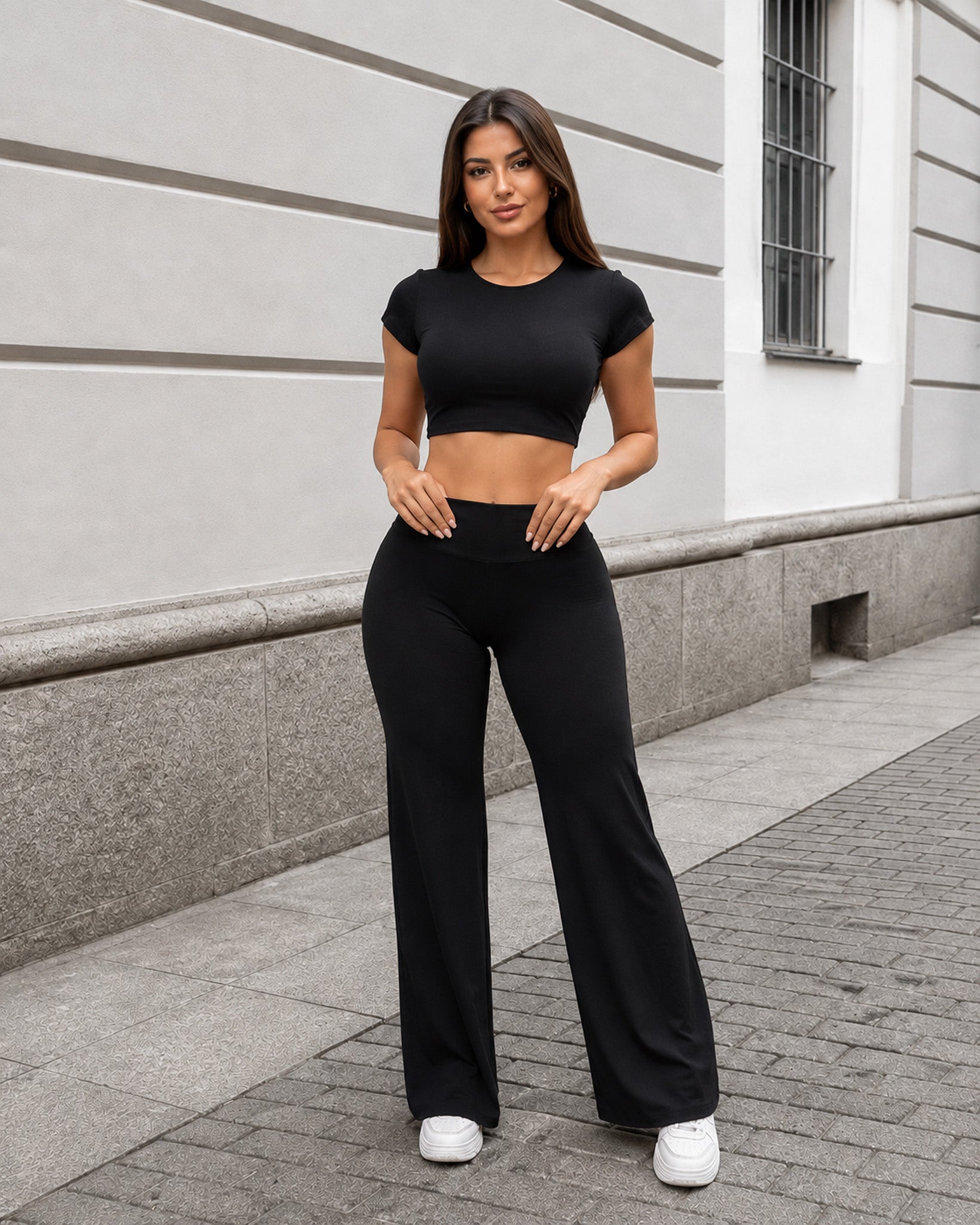 Set Deportivo Crop Top Espalda Abierta y Pantalon Palazzo - FX15