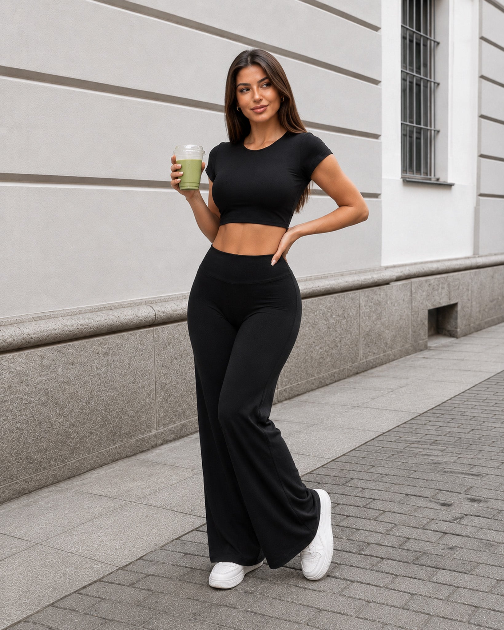 Set Deportivo Crop Top Espalda Abierta y Pantalon Palazzo - FX15