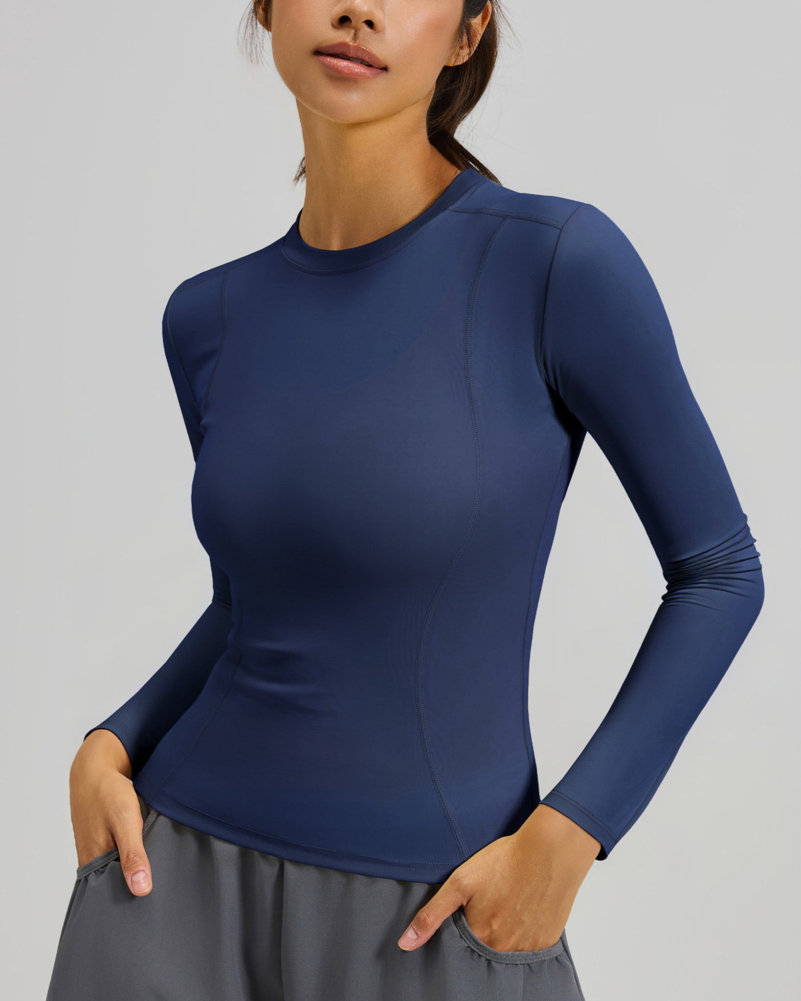 Polera Manga Larga Dry Fit Pro: Calce Slim y Secado Rápido - JYT028