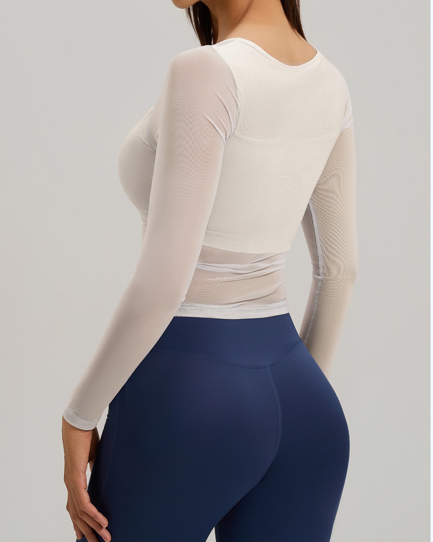 Polera Sport Chic Pro: Manga Tul, Fit y Copa Soft -JYT027