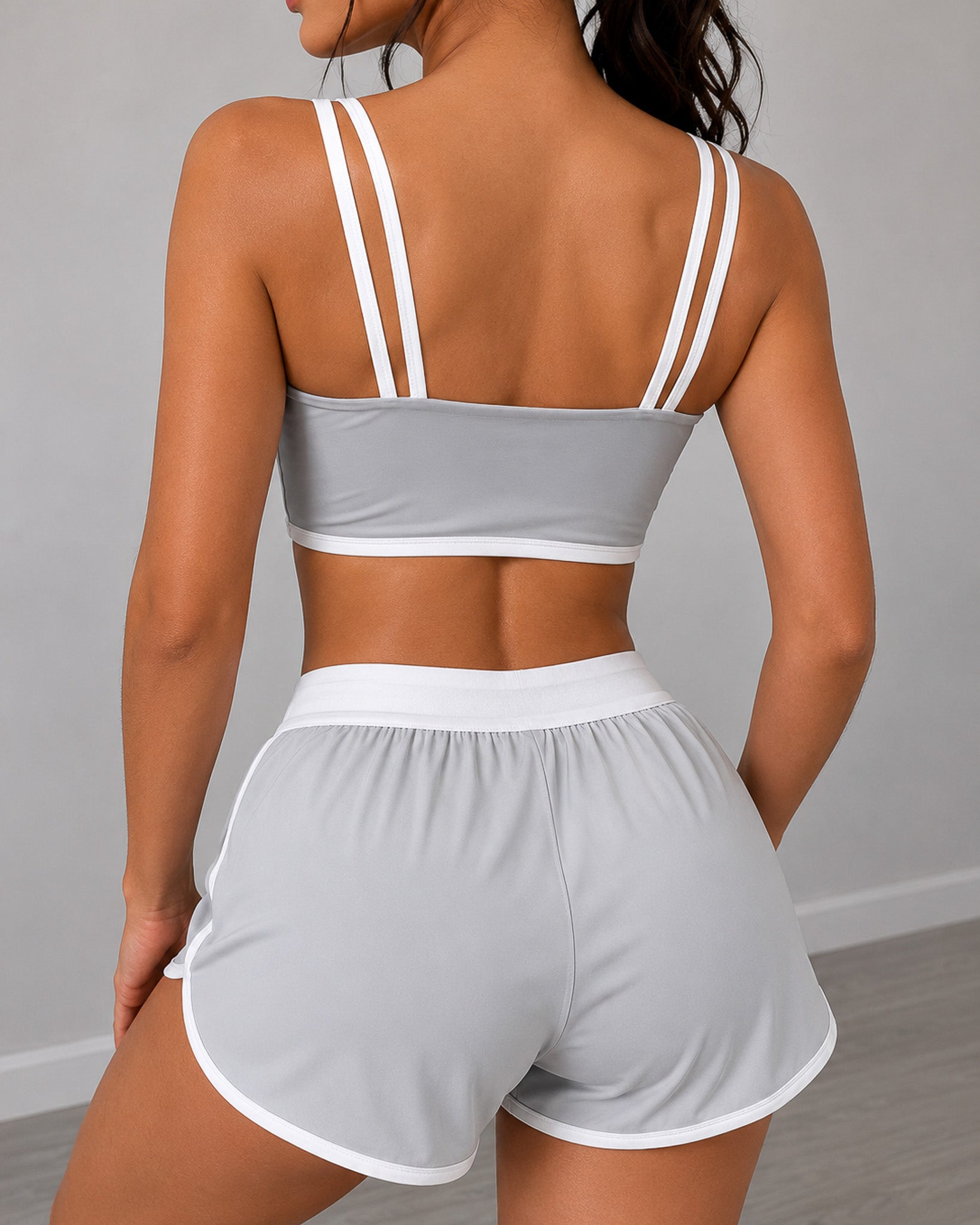 Conjunto Deportivo Mujer Gym Retro Lineas Short y Peto Top