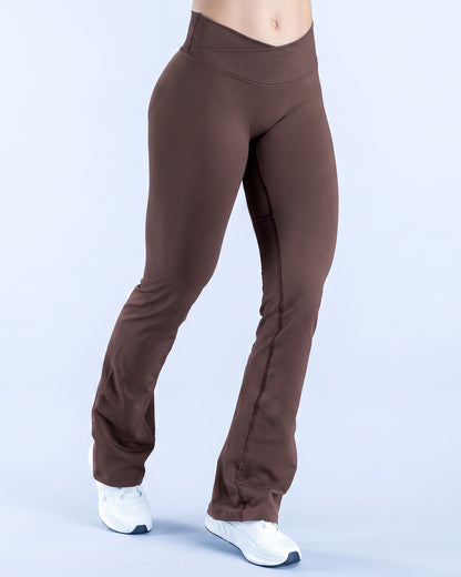 Calza Oxford Flare Push Up con Pretina en V Cruzada - YJ330