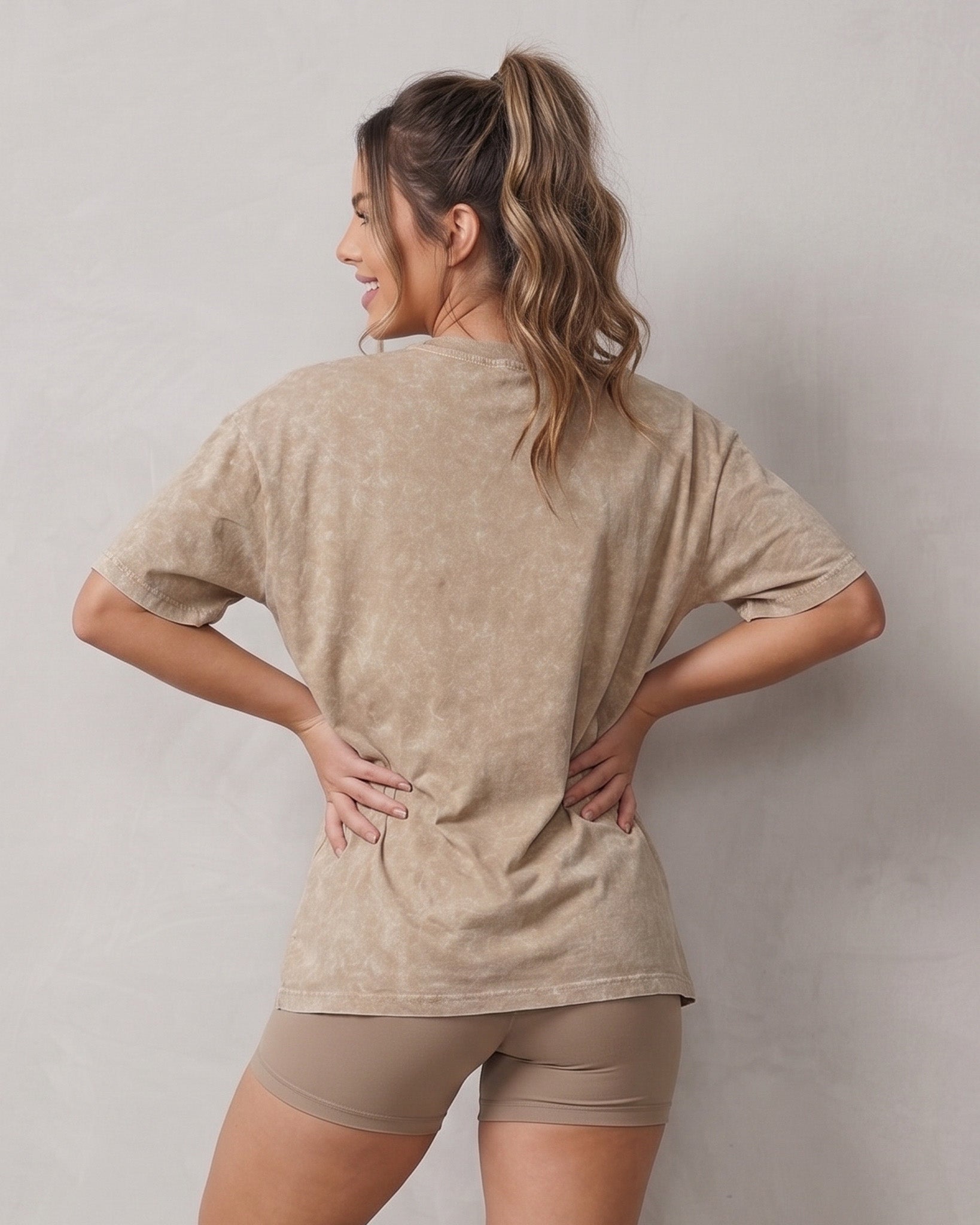 Polera Oversize Capybara - Vintage Gym Look Prelavada - A366
