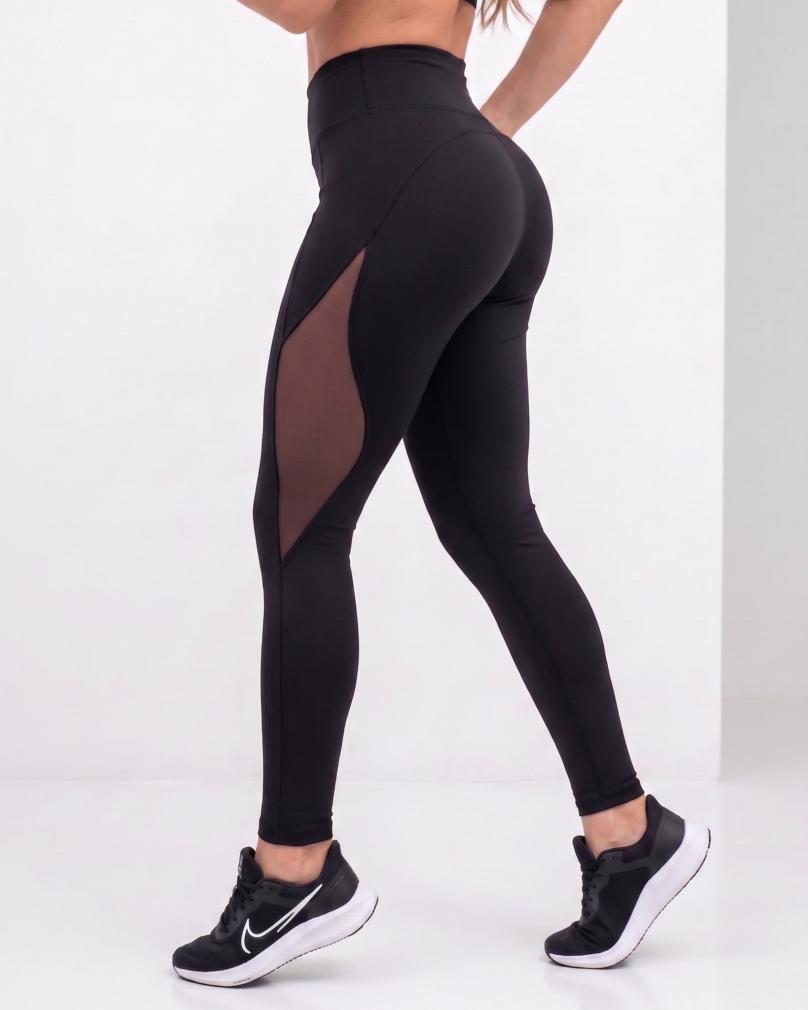 Calza Black Suplex - Malla Lateral, Push Up y Moldeador Pro - A360