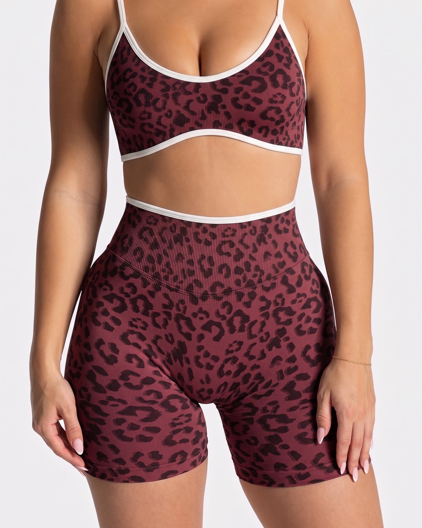 Set Fitness Animal Print Short Tiro Alto Y Top