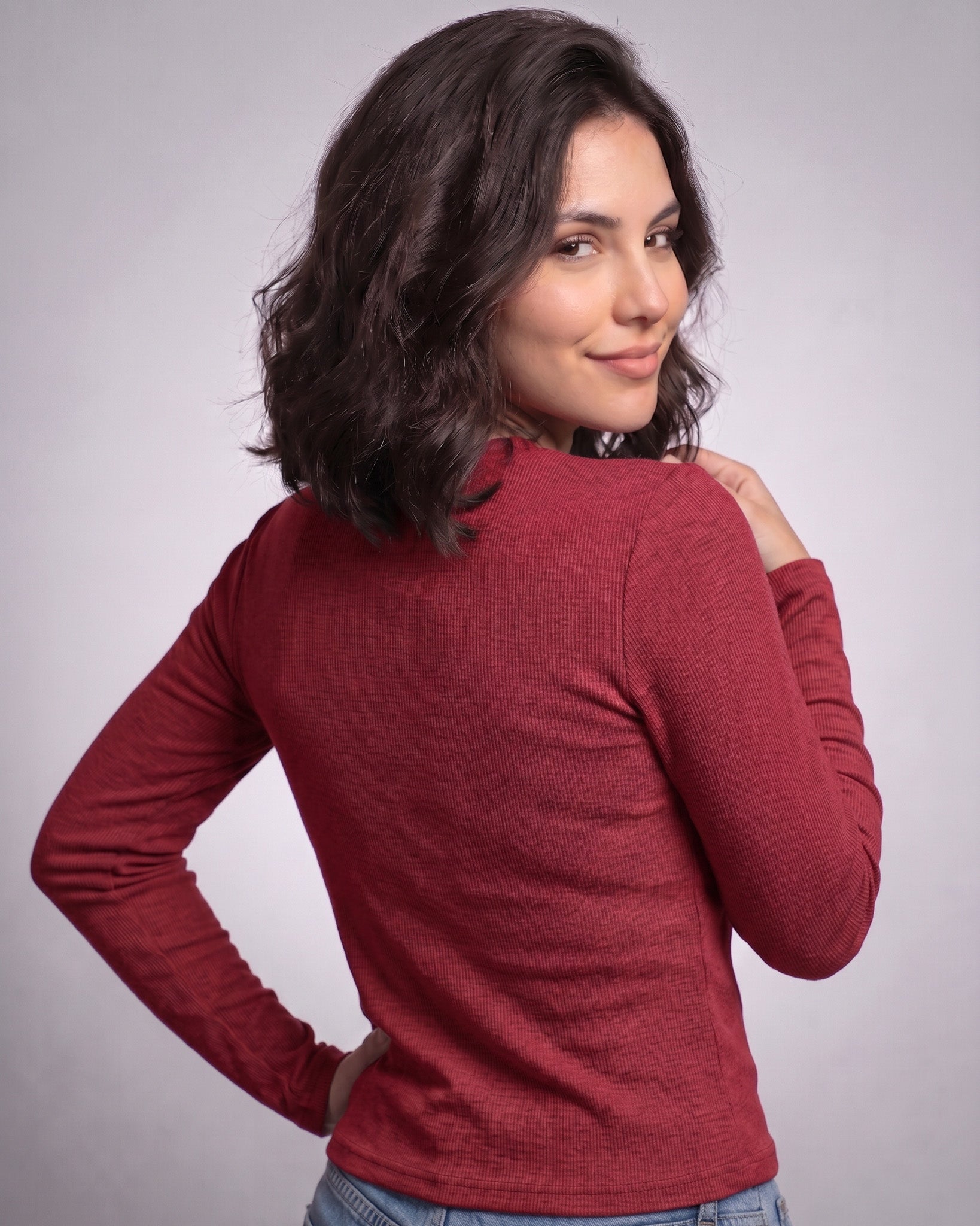 Polera Manga Larga Mujer Calce Ajustado - Básica Esencial - YY642