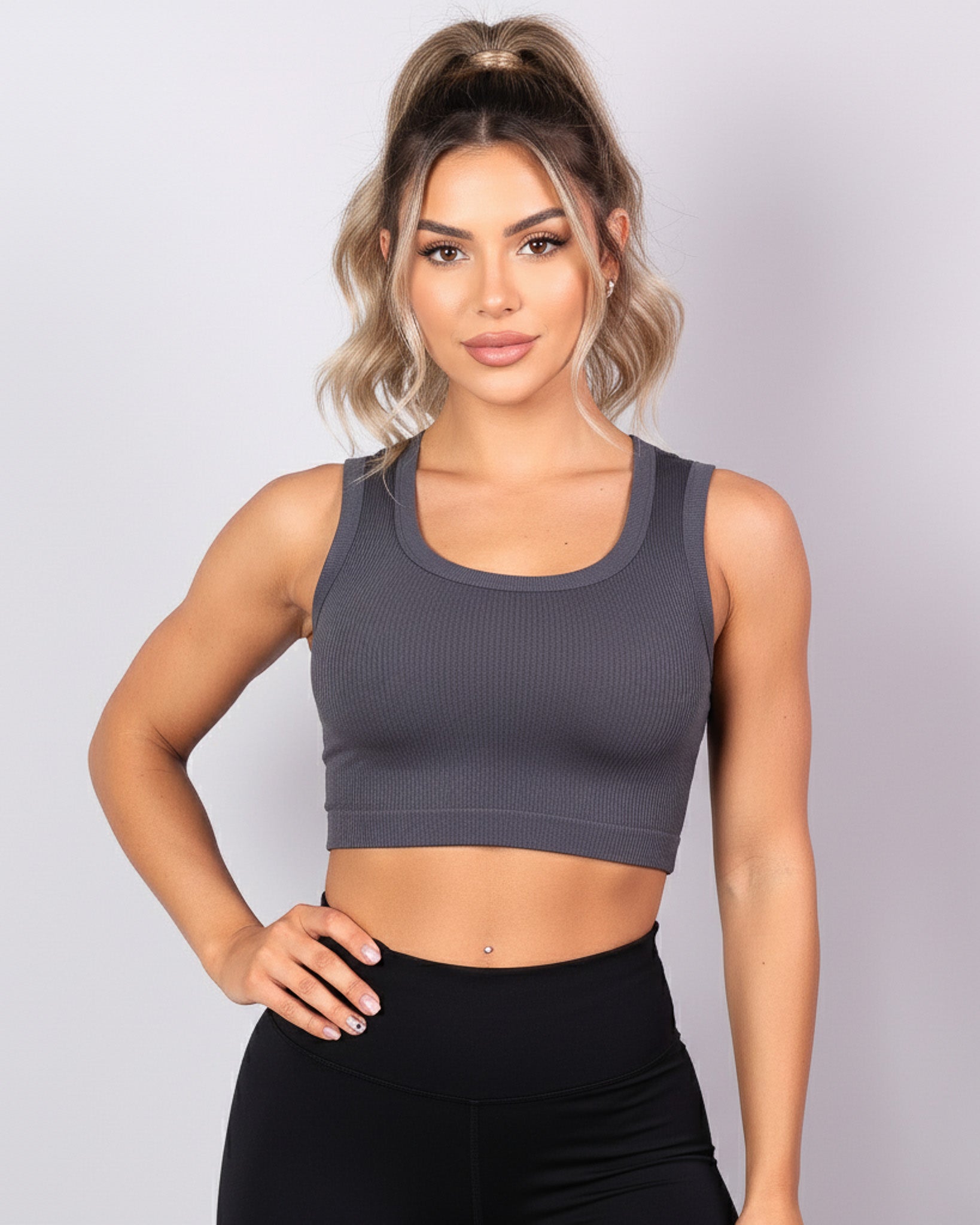 Peto Deportivo De Escote Cuadrado FitShape - YY609