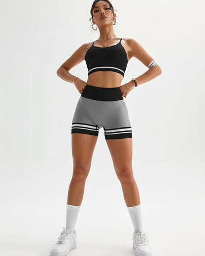 Conjunto Deportivo  Peto y Short con Push Up y Corte V - YJ268