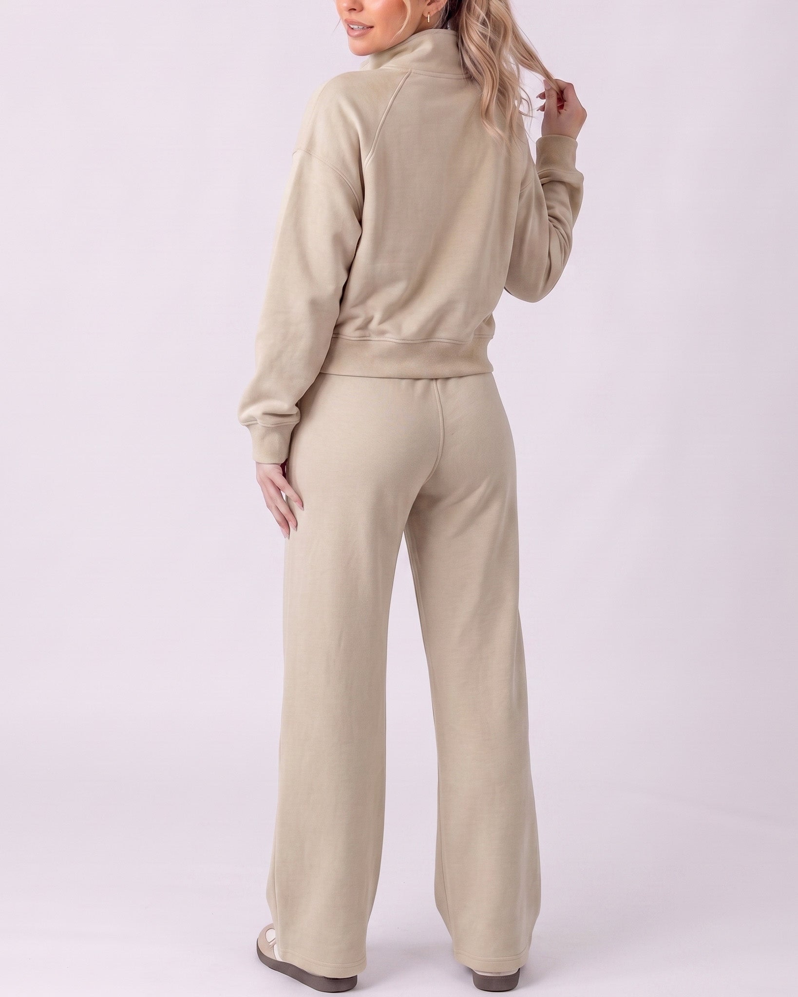 Buzo Completo Casual De Dos Piezas Polerón Corto Y Pantalón Ancho - LQ1015