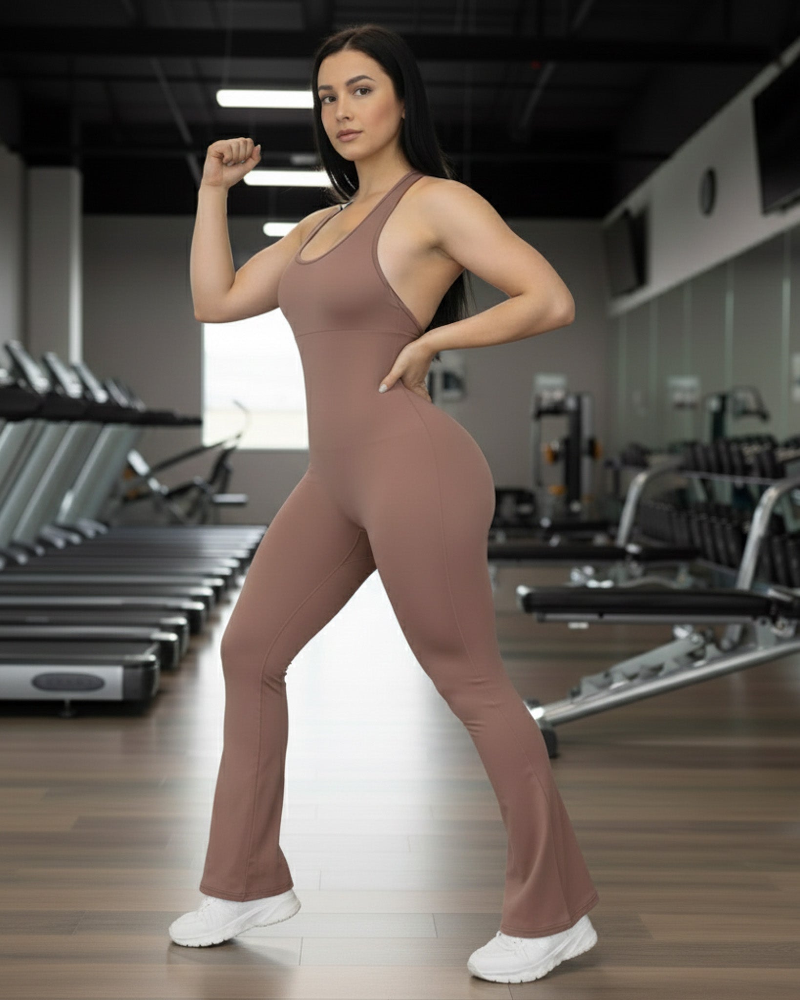 Enterizo Deportivo Flare y con Escote Atractivo - YJ249