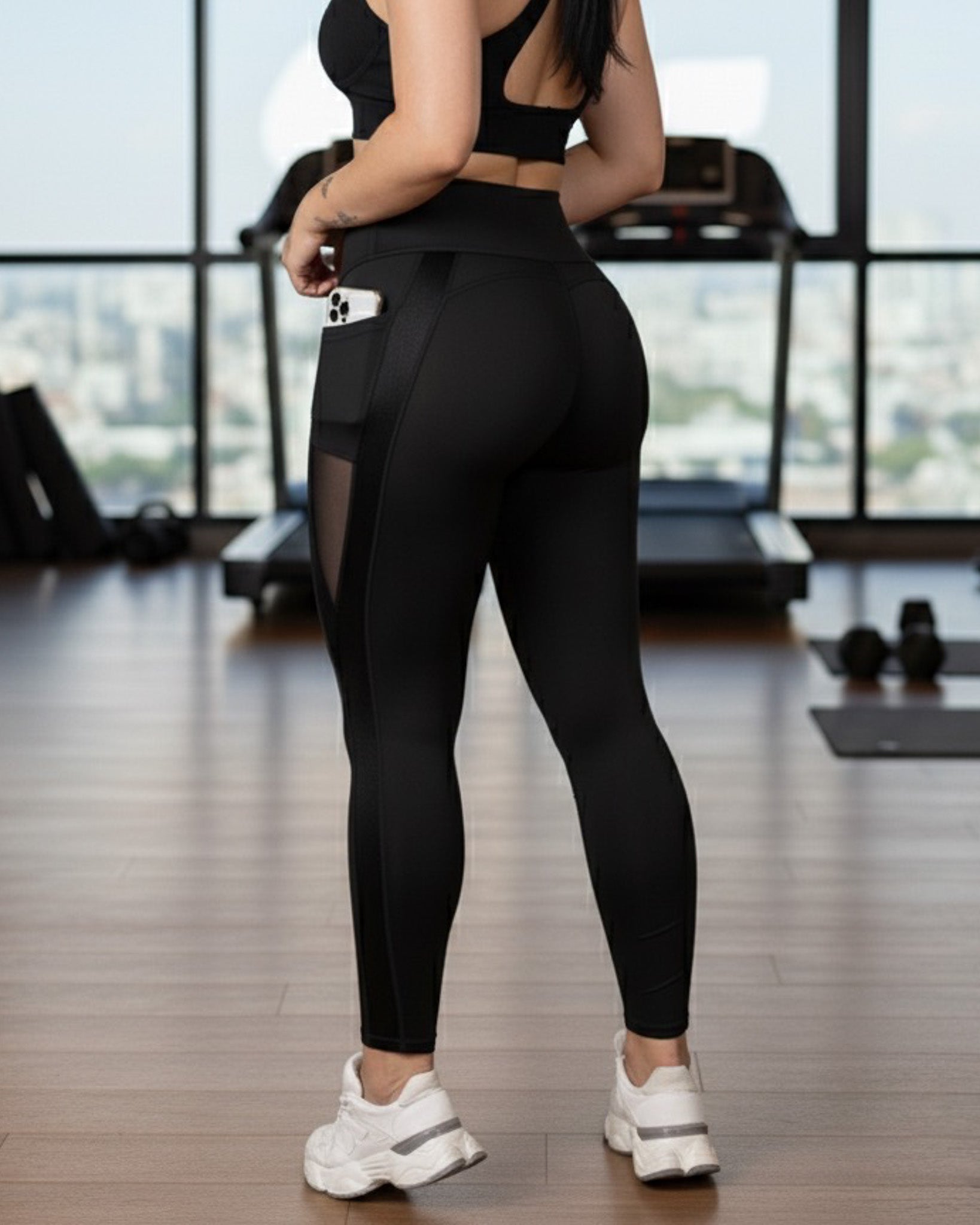 Calza Deportiva Luxe con Detalle y Bolsillos Laterales - A339