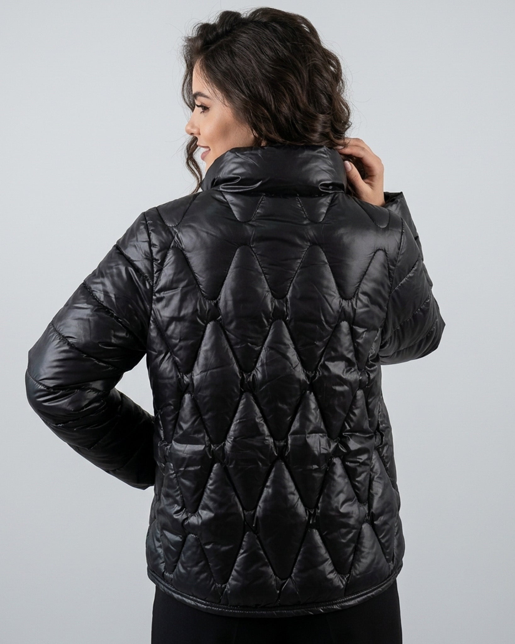 Parka Puffer Glossy: Ultra Térmica, Brillante y Cortaviento - ELX1724