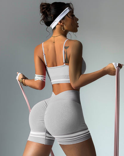 Conjunto Deportivo  Peto y Short con Push Up y Corte V - YJ268