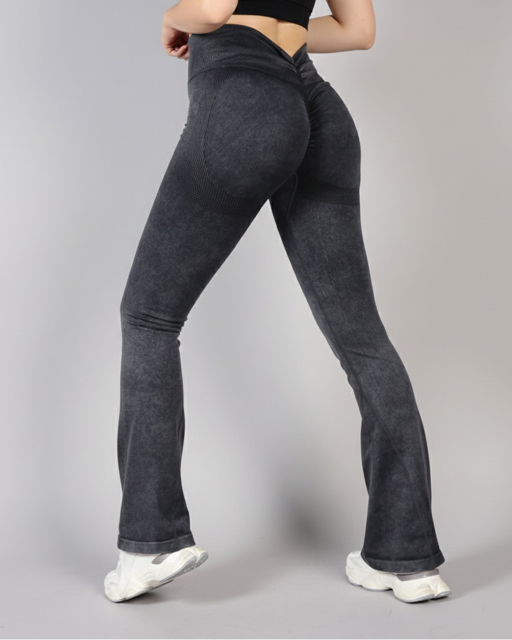 Calza Flare Mujer con Corte en V y  Push Up Moldeadora - YJ290