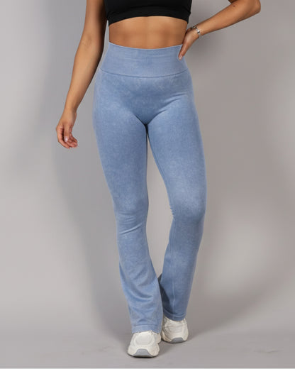 Calza Flare Mujer con Corte en V y  Push Up Moldeadora - YJ290